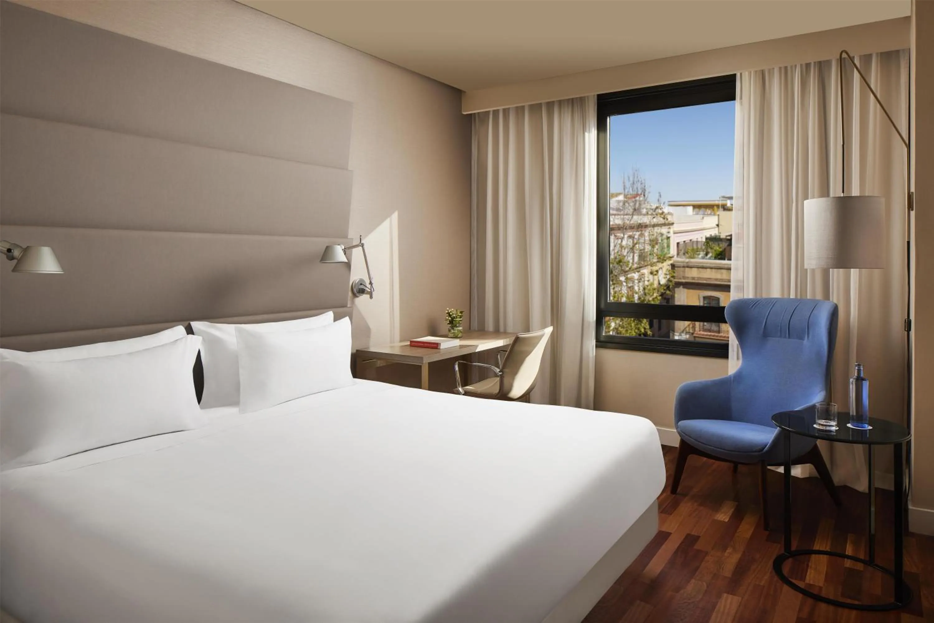 Bedroom, Bed in NH Sevilla Plaza de Armas