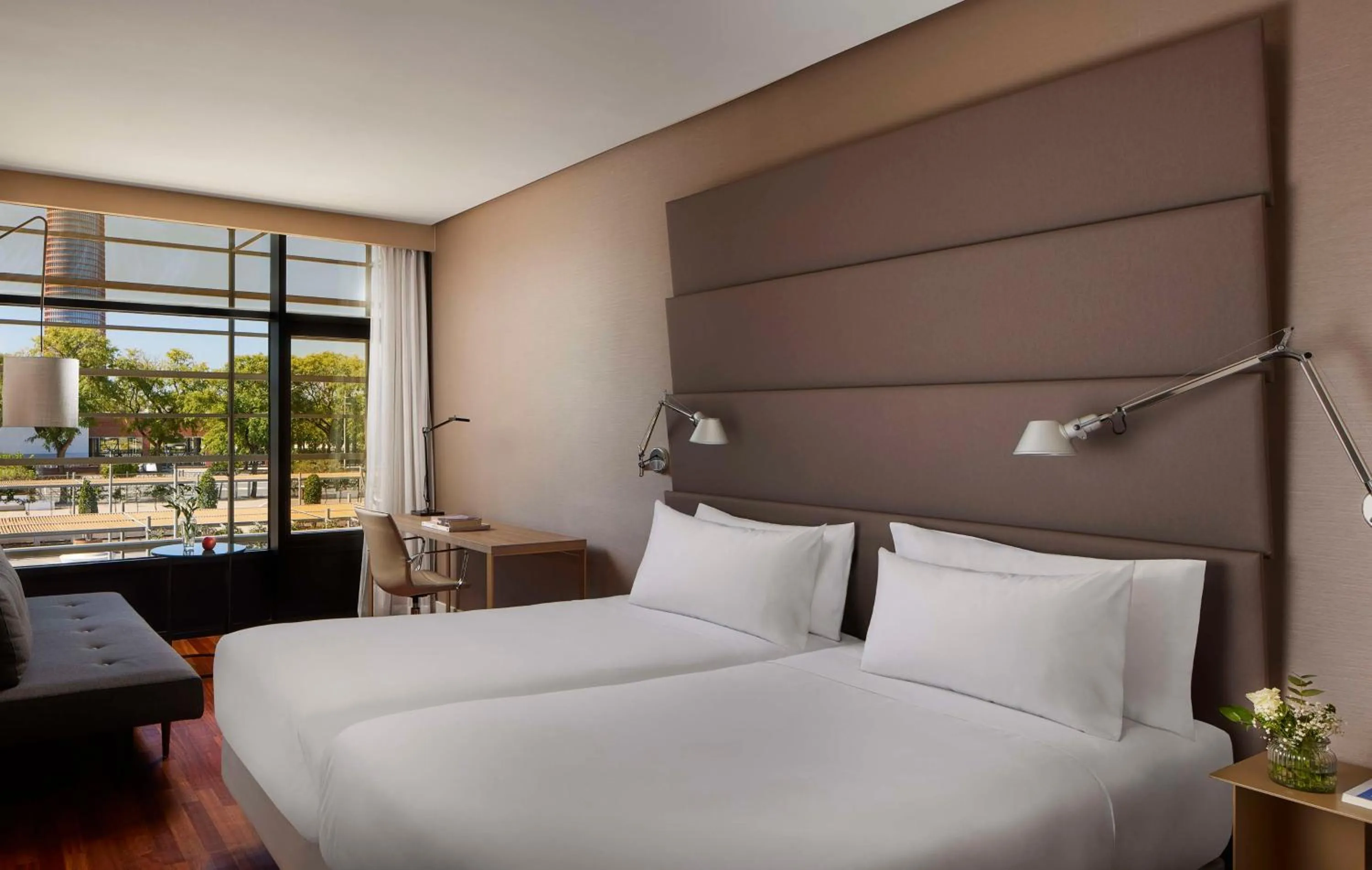 Bedroom, Bed in NH Sevilla Plaza de Armas