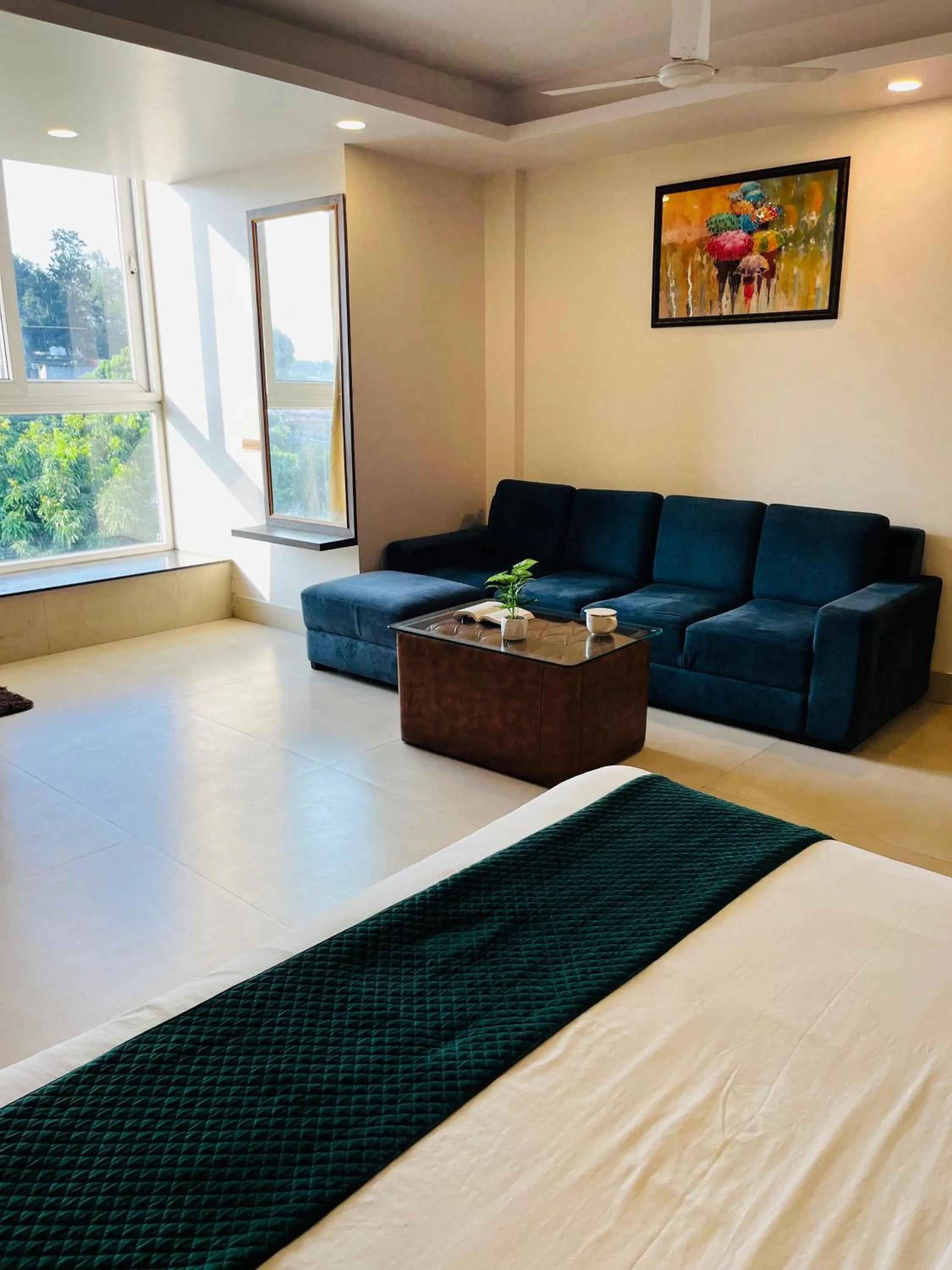 View (from property/room), Bed in Hotel Maira