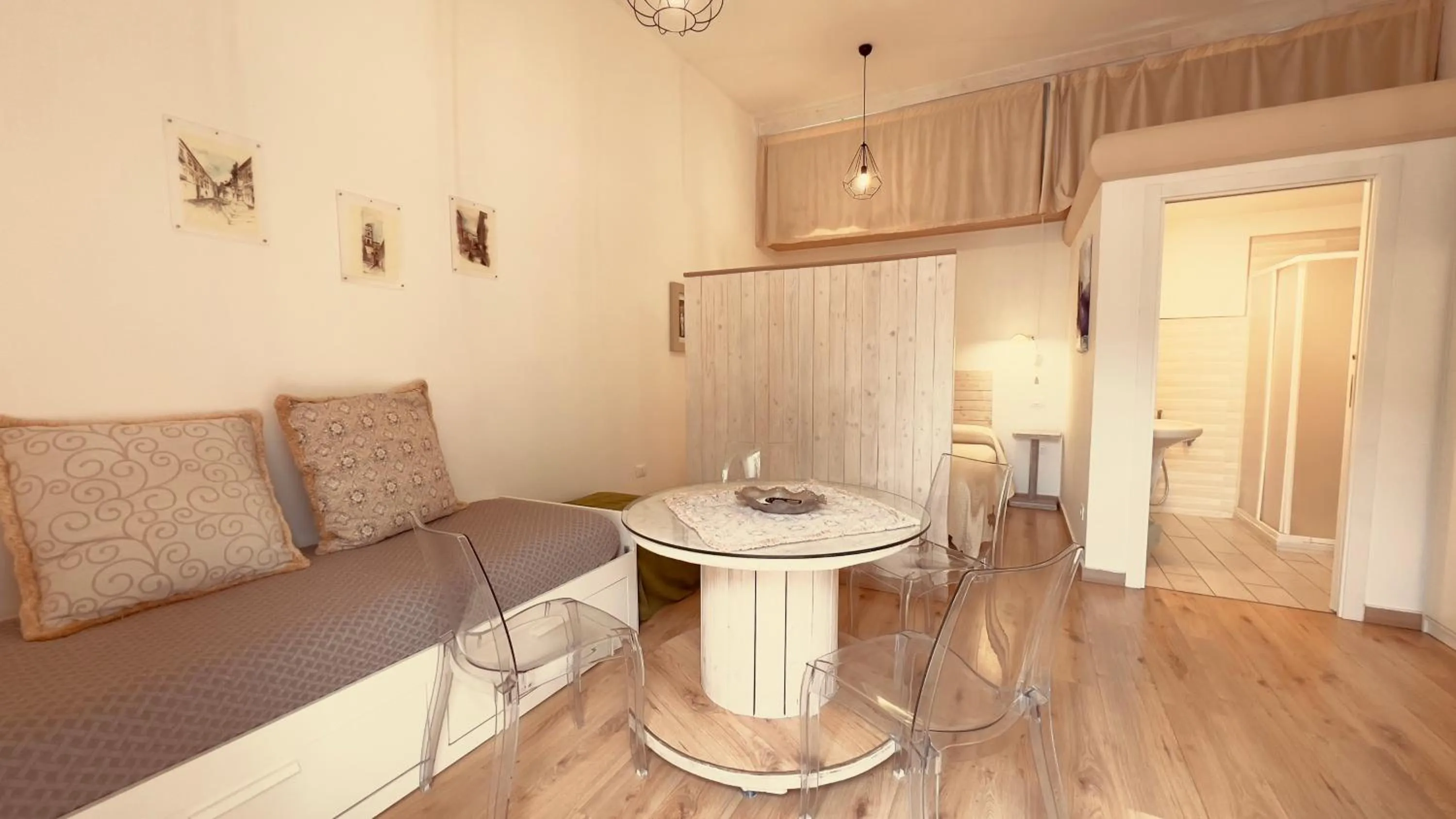 Decorative detail, Bed in Casa Prunilla