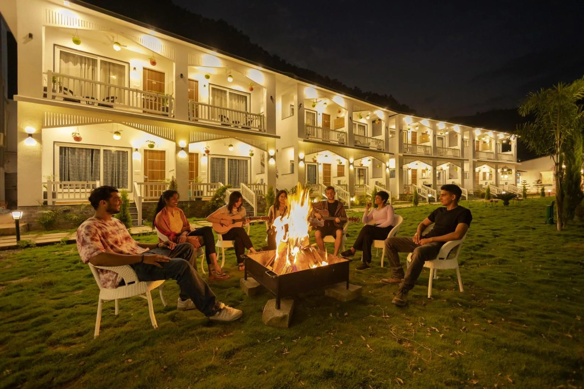 Facade/entrance in Zostel Plus Rishikesh, Mohanchatti