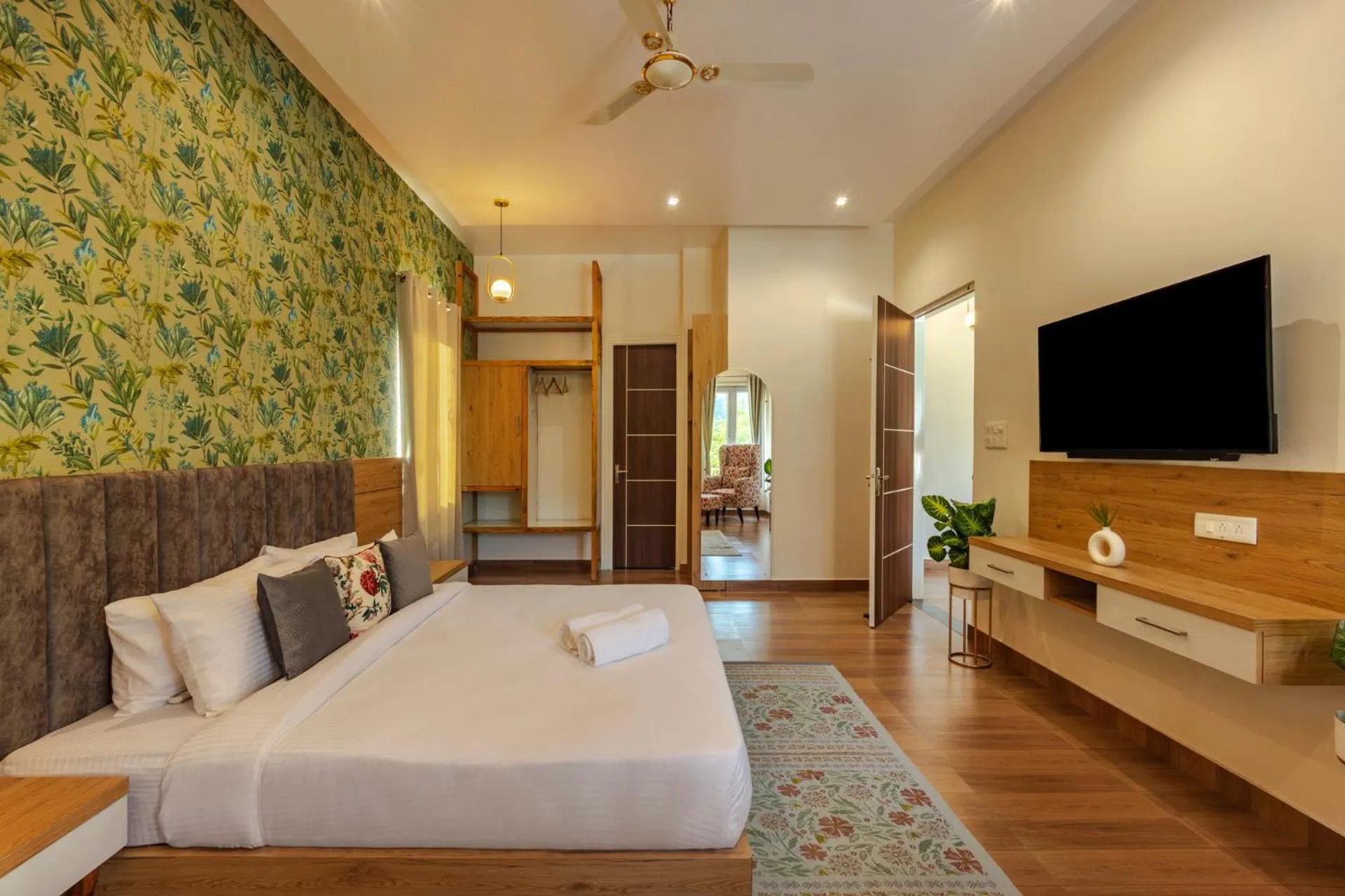 Bed in Zostel Plus Rishikesh, Mohanchatti