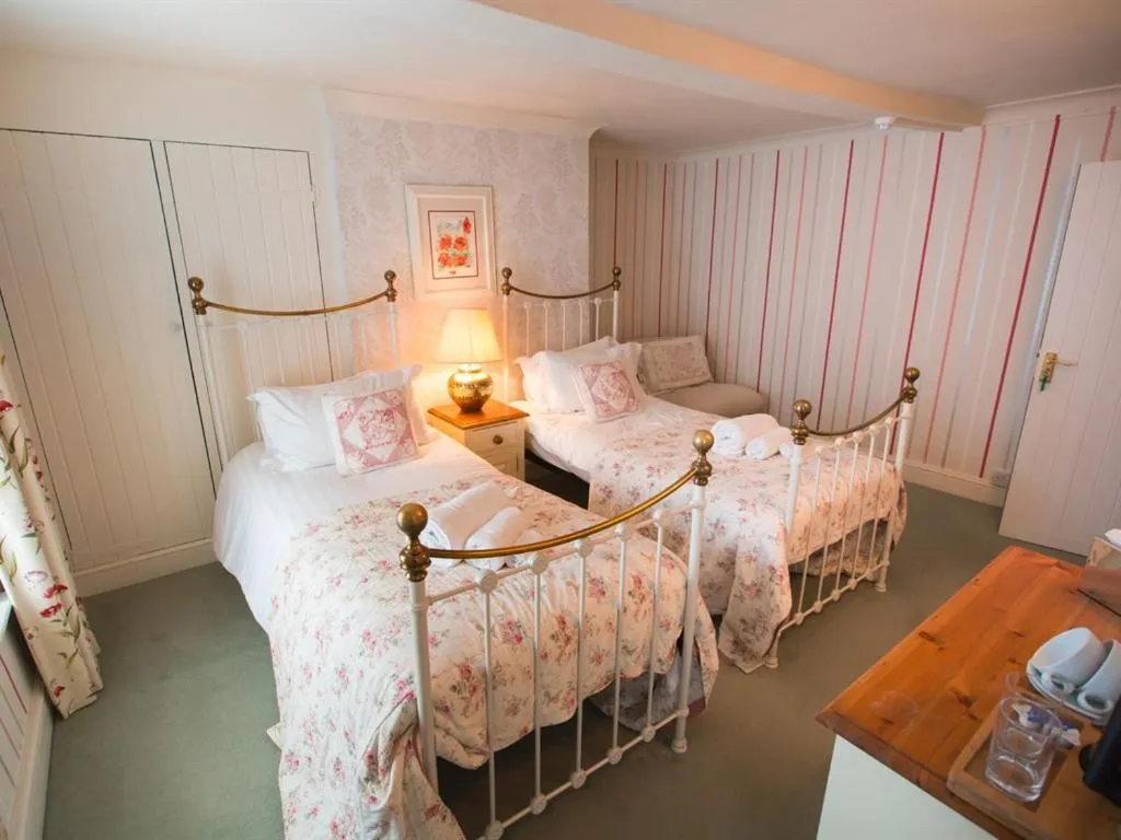 Bedroom, Bed in The Old Brewhouse