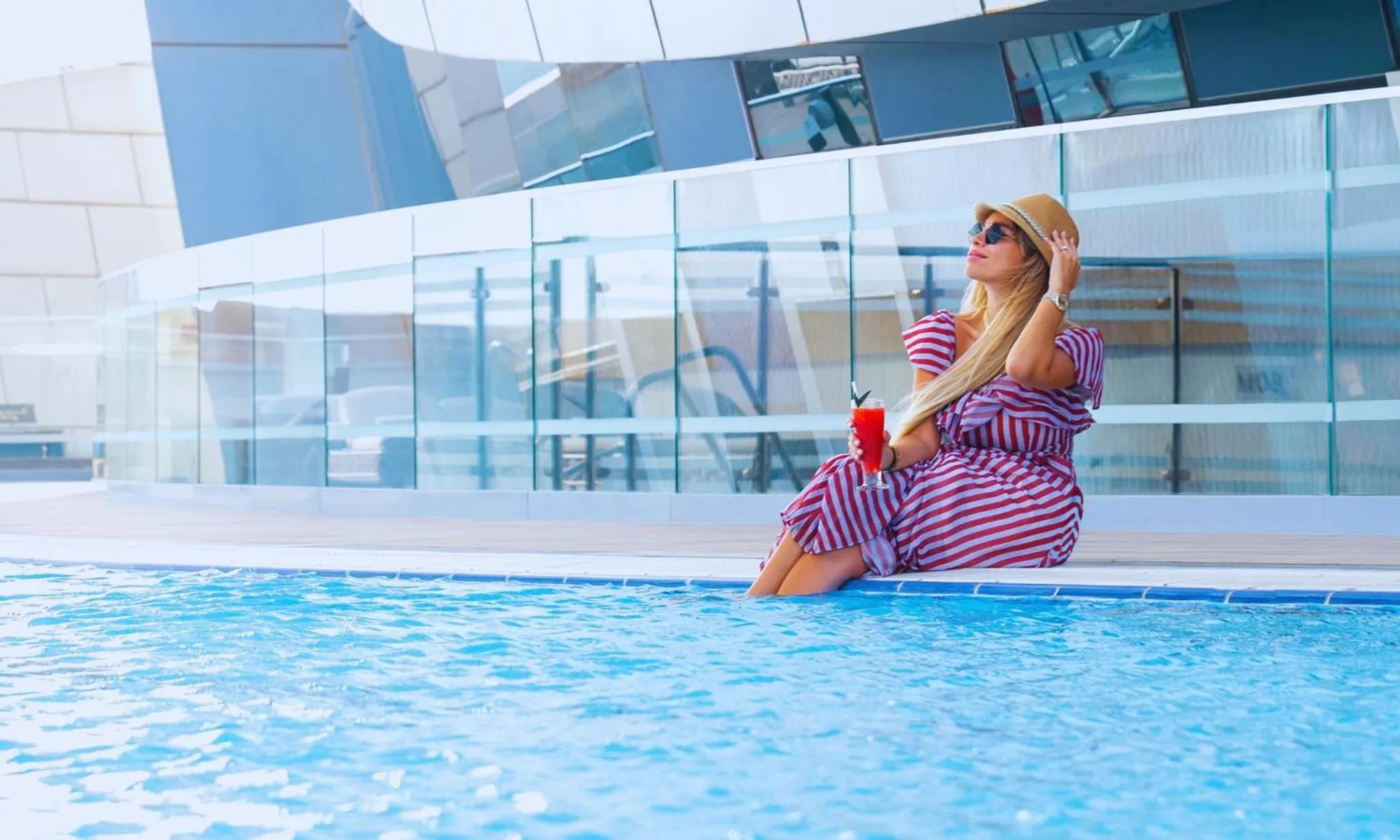 Swimming pool in Velero Hotel Doha Lusail