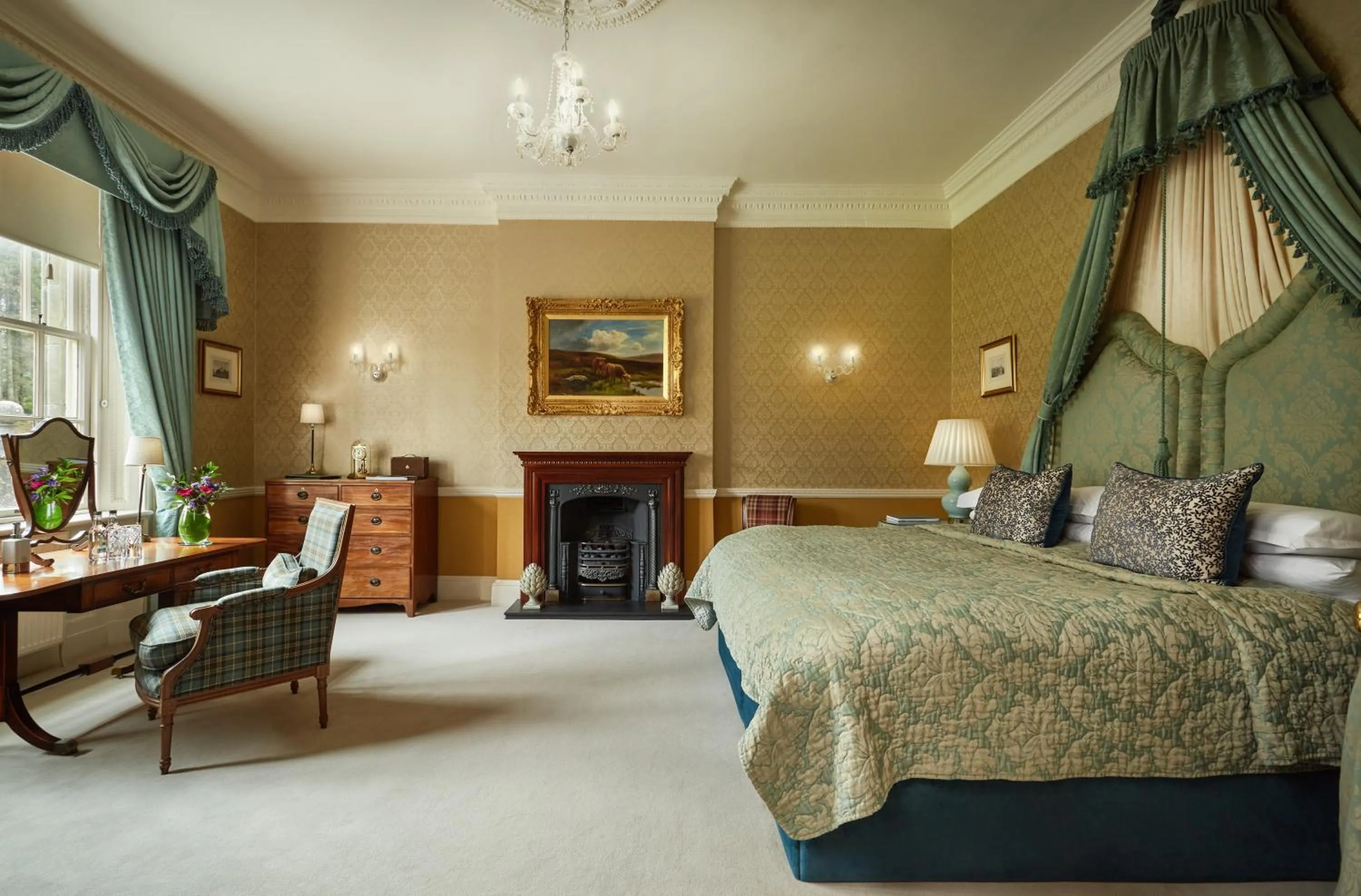 Photo of the whole room, Bed in Glenapp Castle