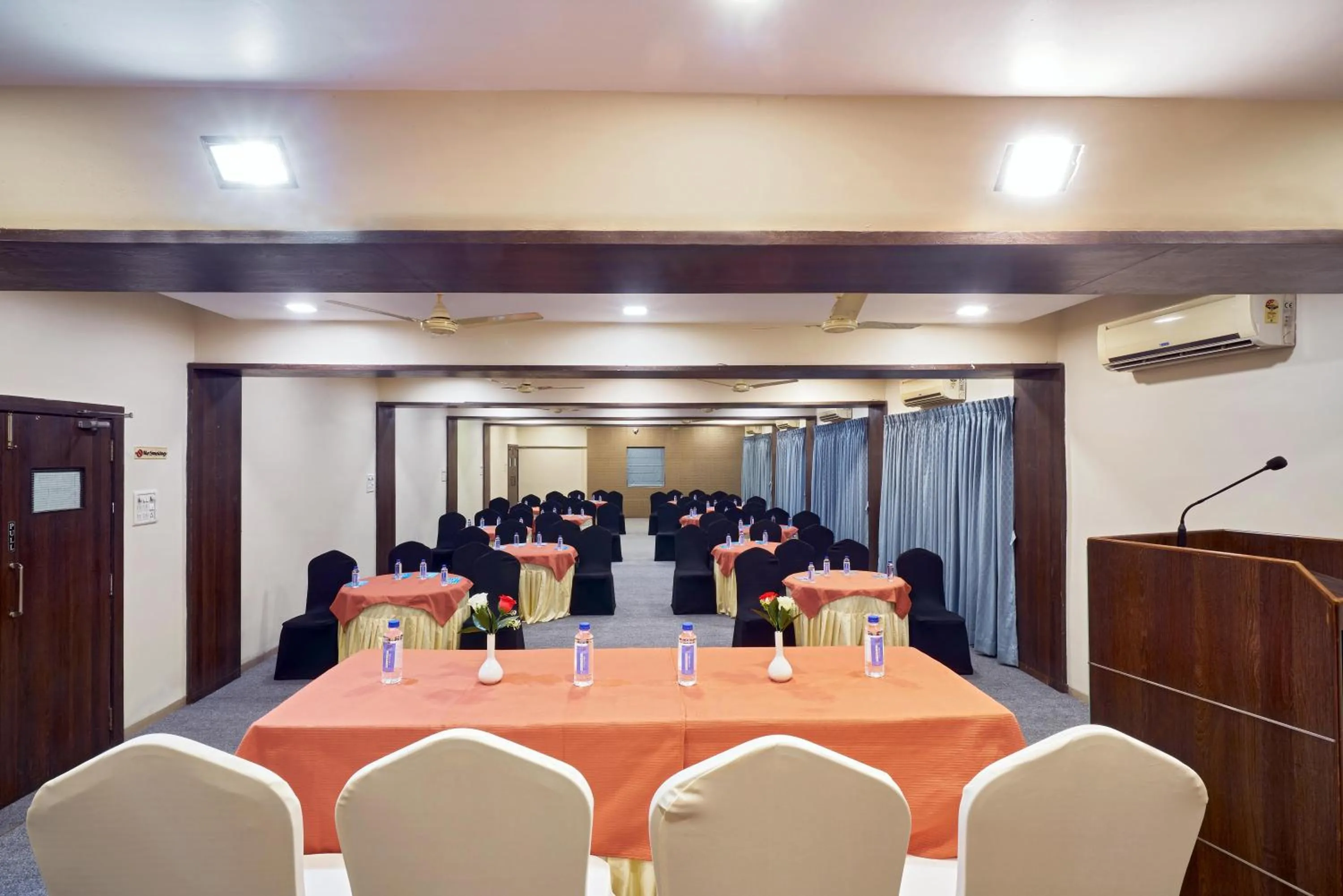 Meeting/conference room in Hotel Atria, Kolhapur