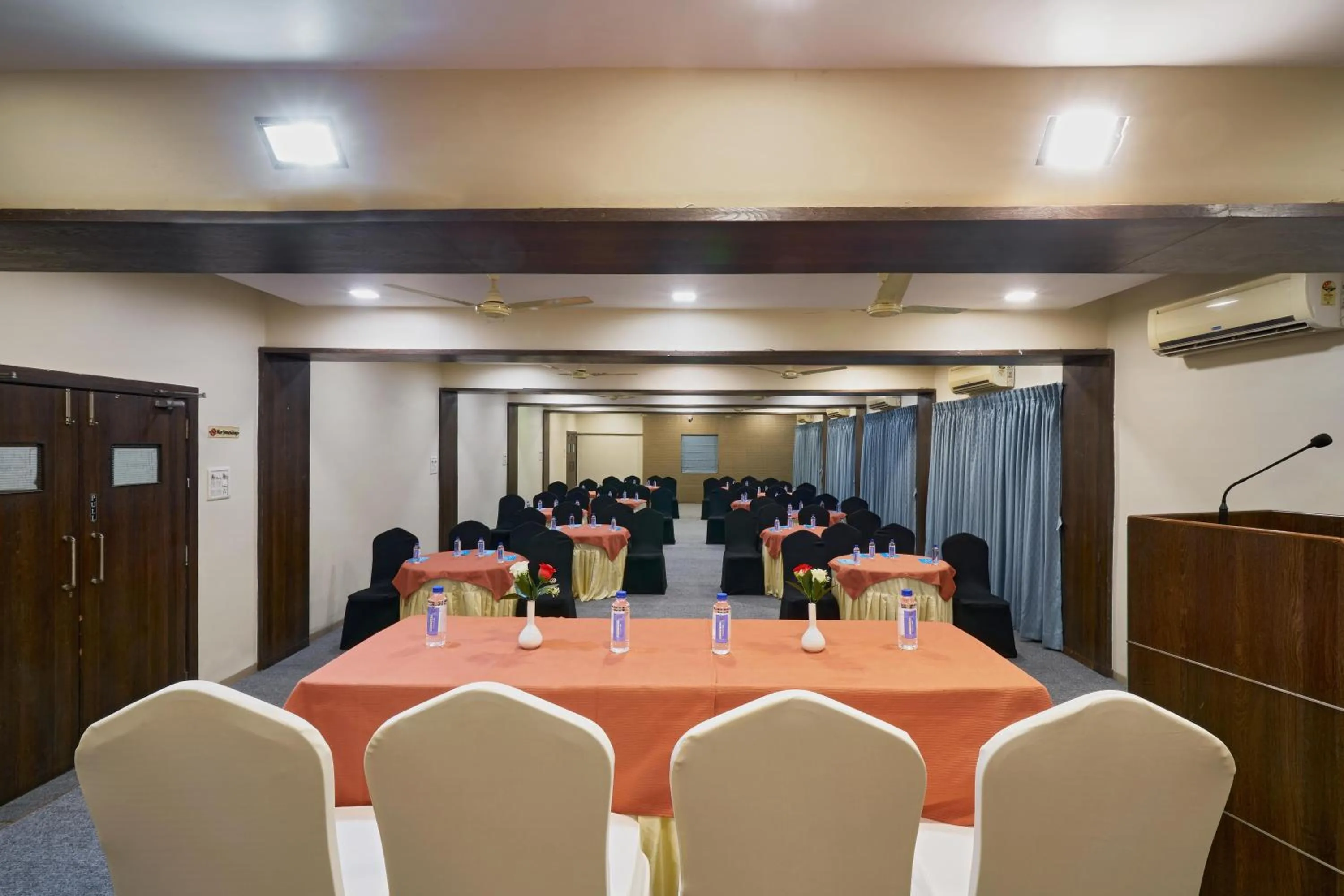 Banquet/Function facilities in Hotel Atria, Kolhapur