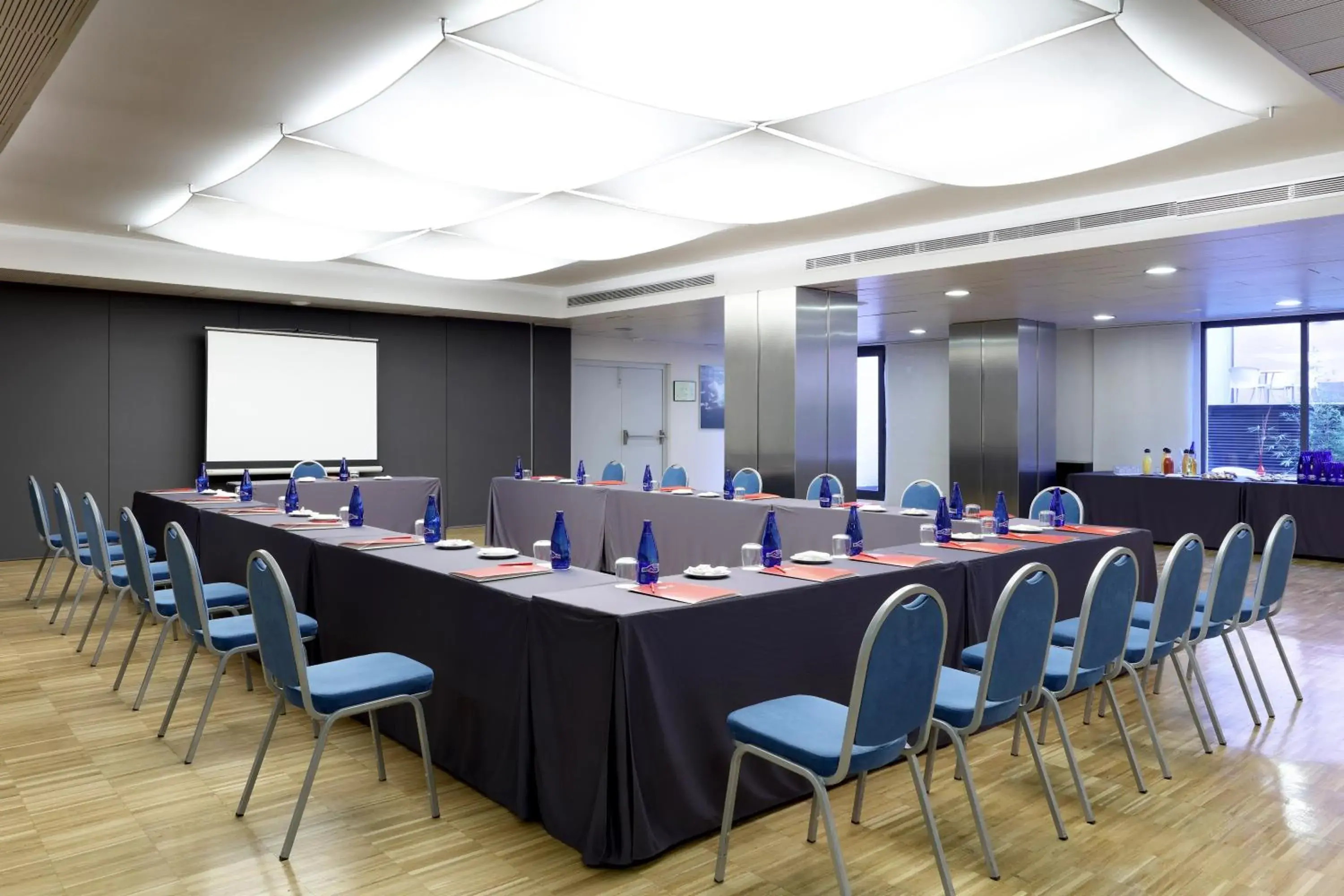Meeting/conference room in Exe Tres Cantos