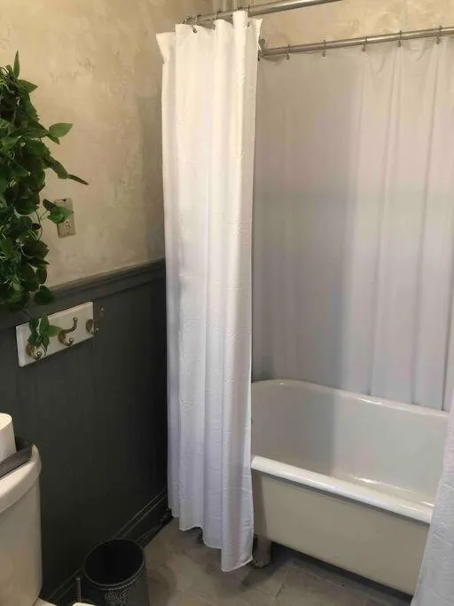 Redefined Alchemy - Bright, eclectic, pretty Apt 3E