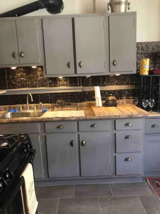 Redefined Alchemy - Bright, eclectic, pretty Apt 3E