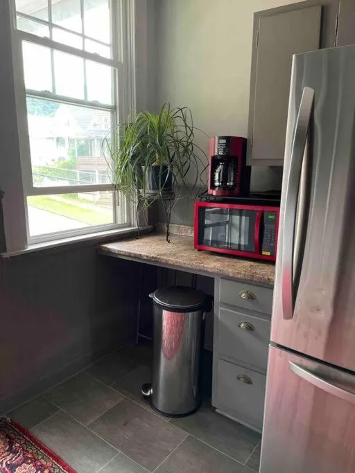 Redefined Alchemy - Bright, eclectic, pretty Apt 3E