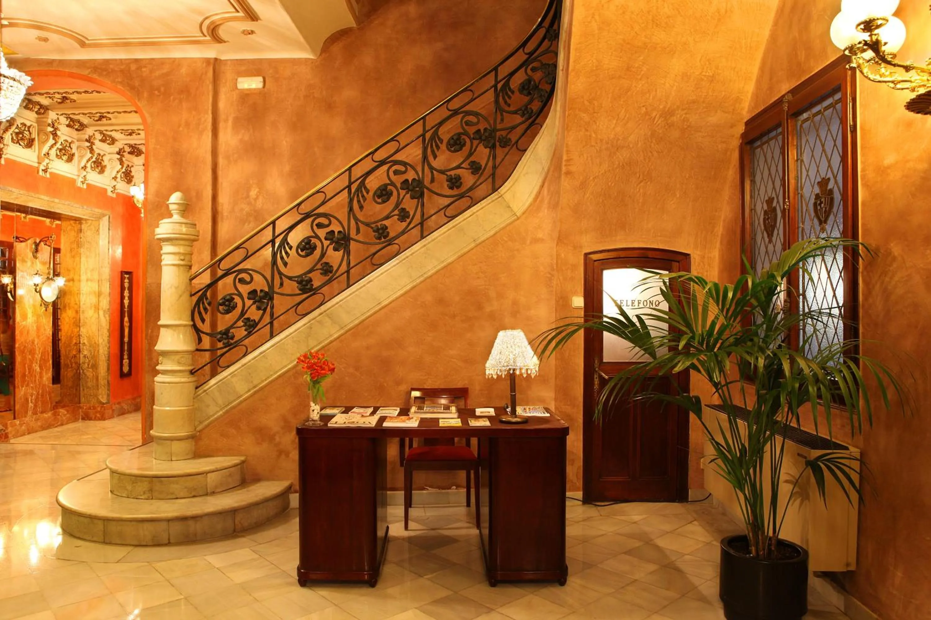 Decorative detail in Hotel Nouvel