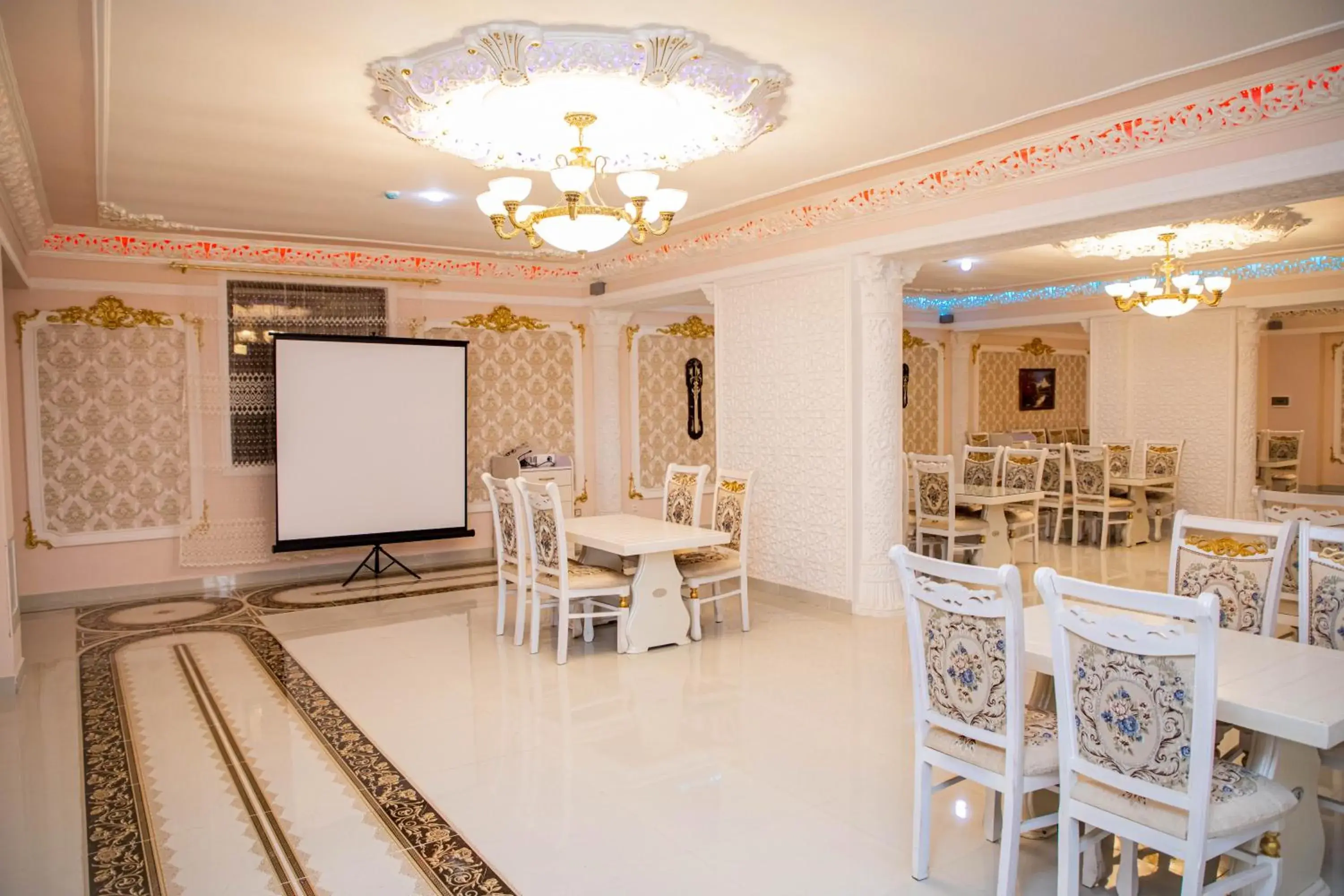 Restaurant/places to eat in Buyuk Humo Restaurant/places to eat in Buyuk Humo