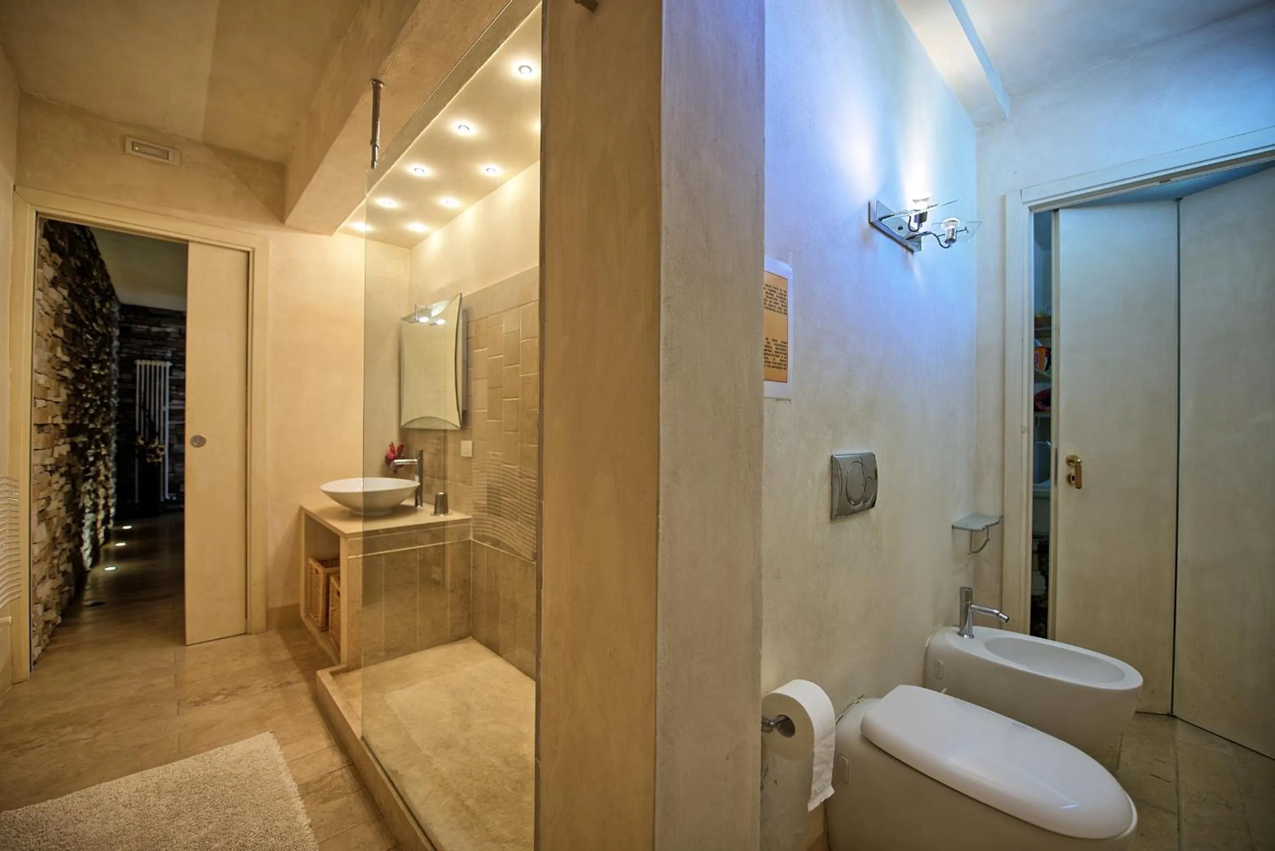 Bathroom in Villa Casa Lucia by PosarelliVillas