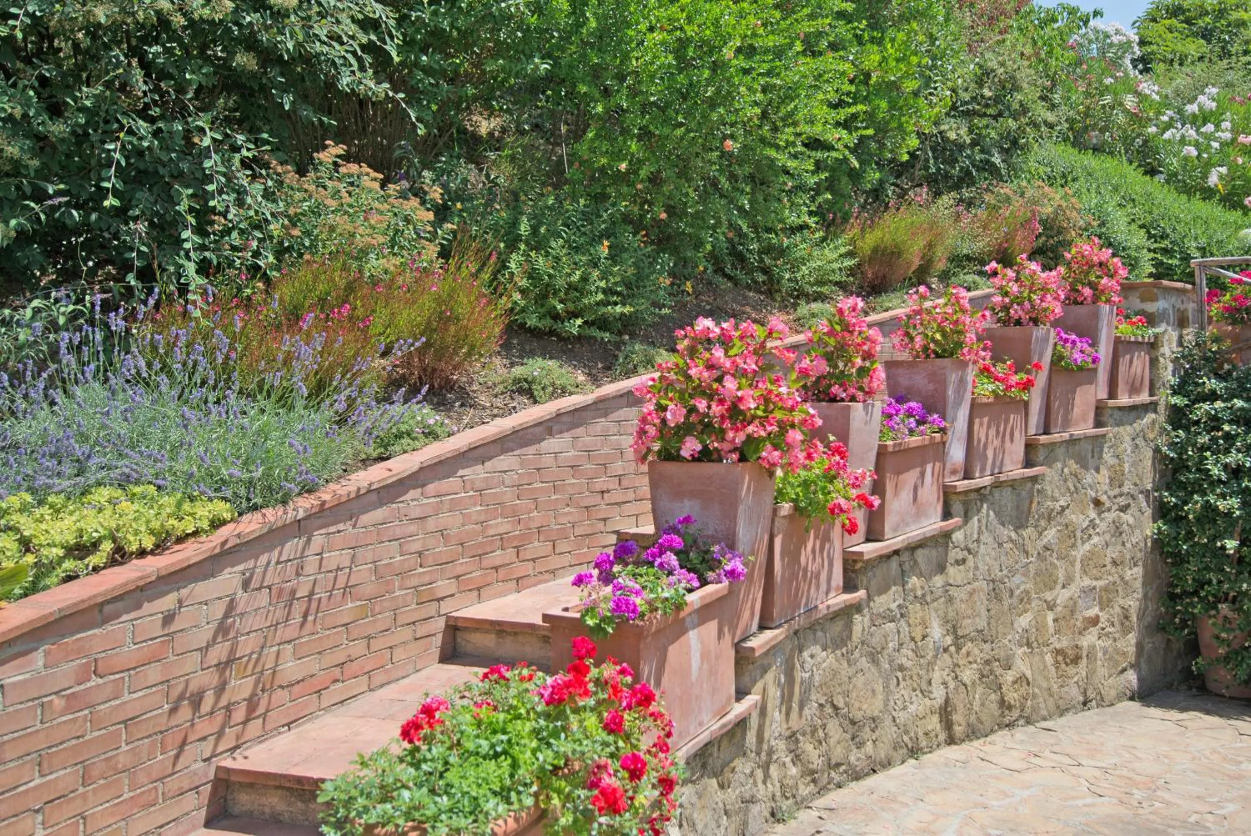 Garden in Villa Casa Lucia by PosarelliVillas