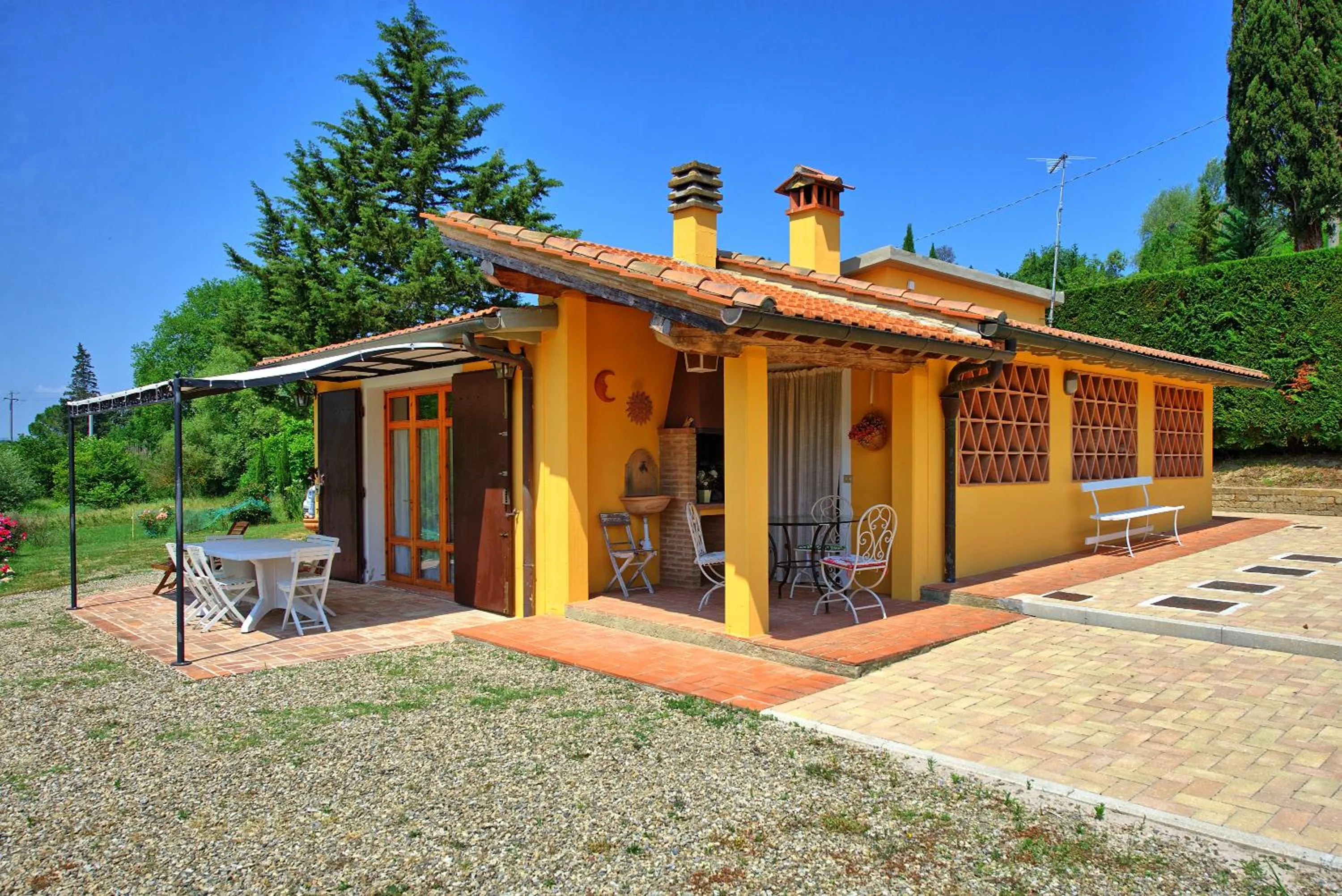 Property building in Holiday Home Casa Ovile by PosarelliVillas