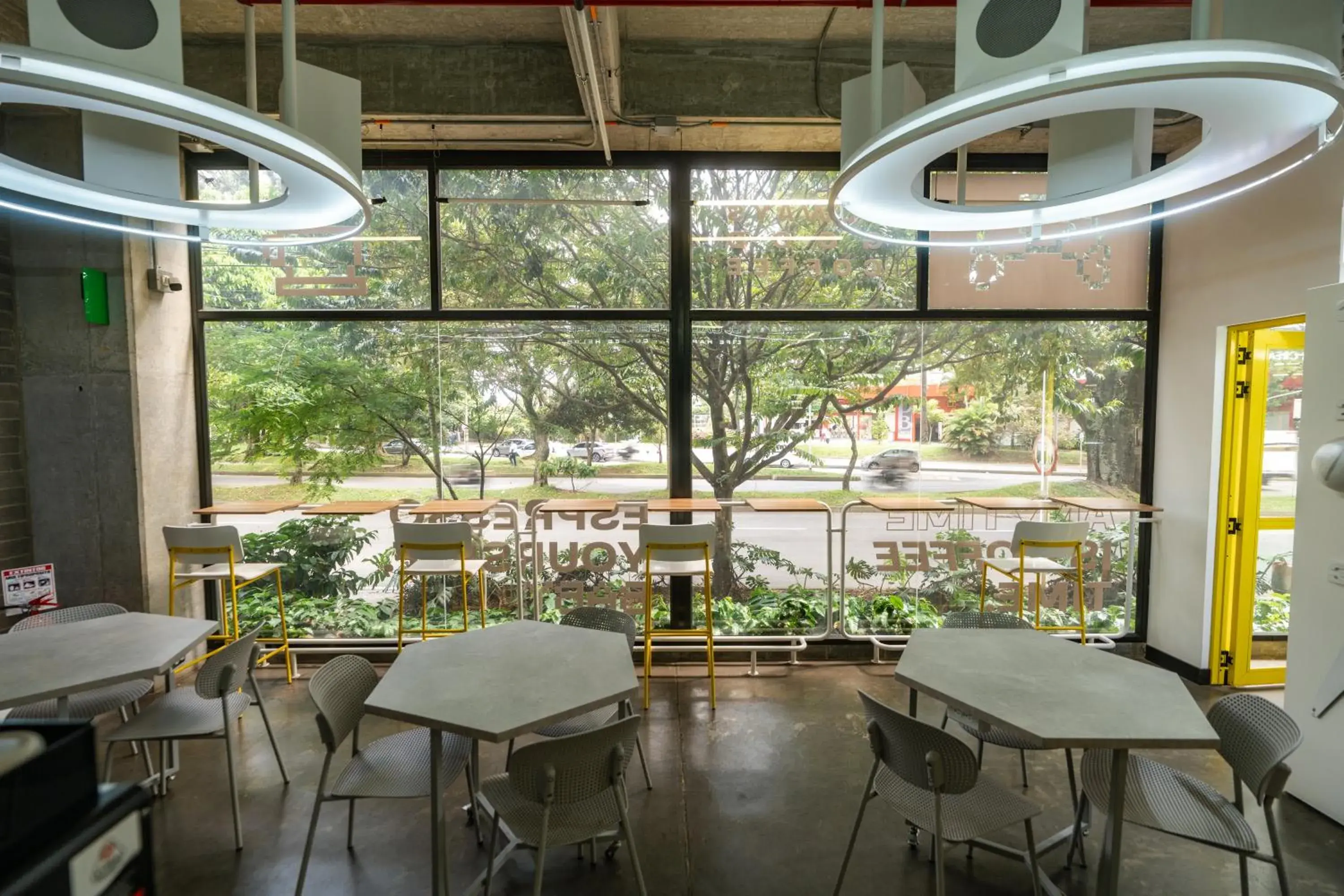 Property building in Indie Universe Creative Hotel Property building in Indie Universe Creative Hotel