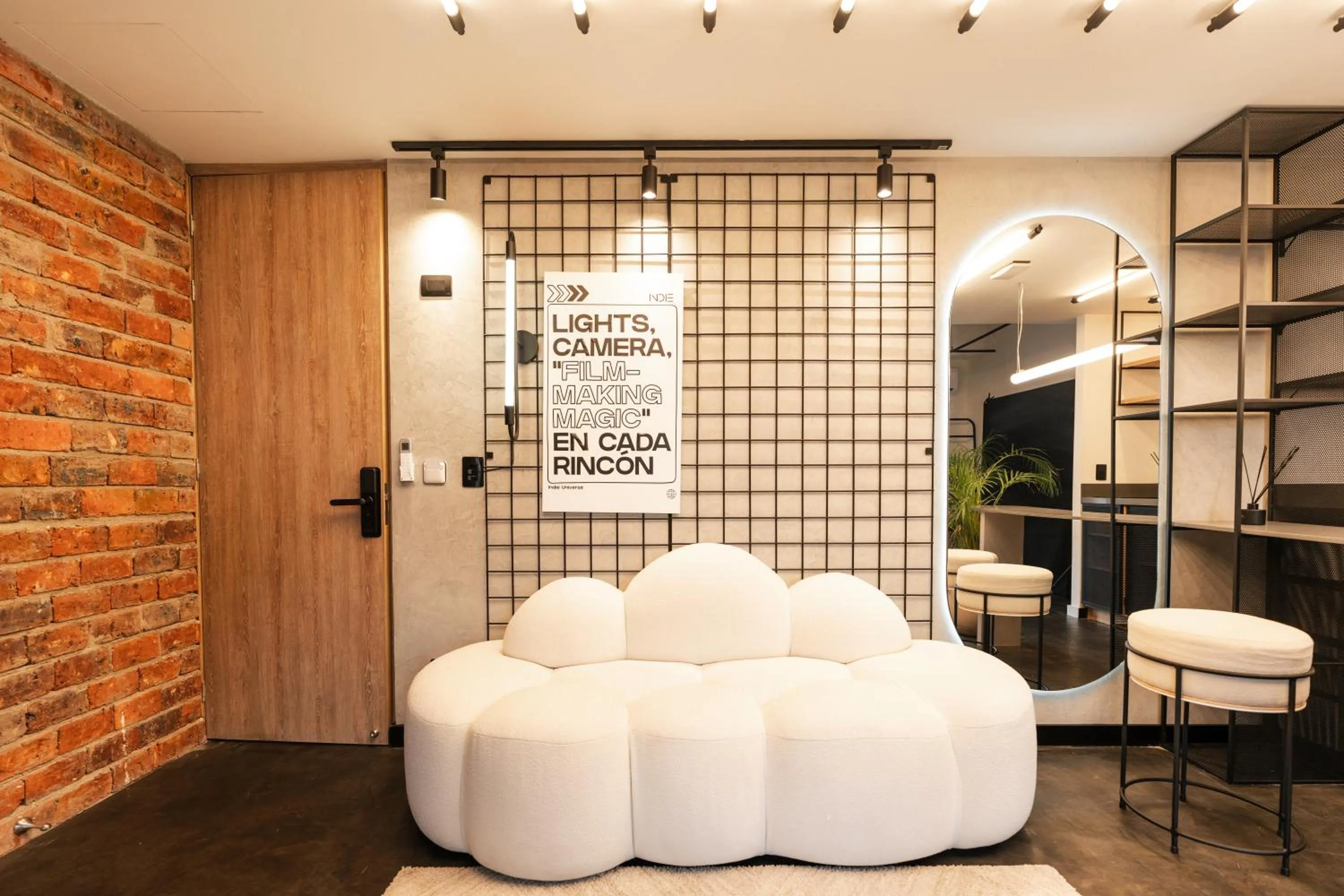 Living room in Indie Universe Creative Hotel