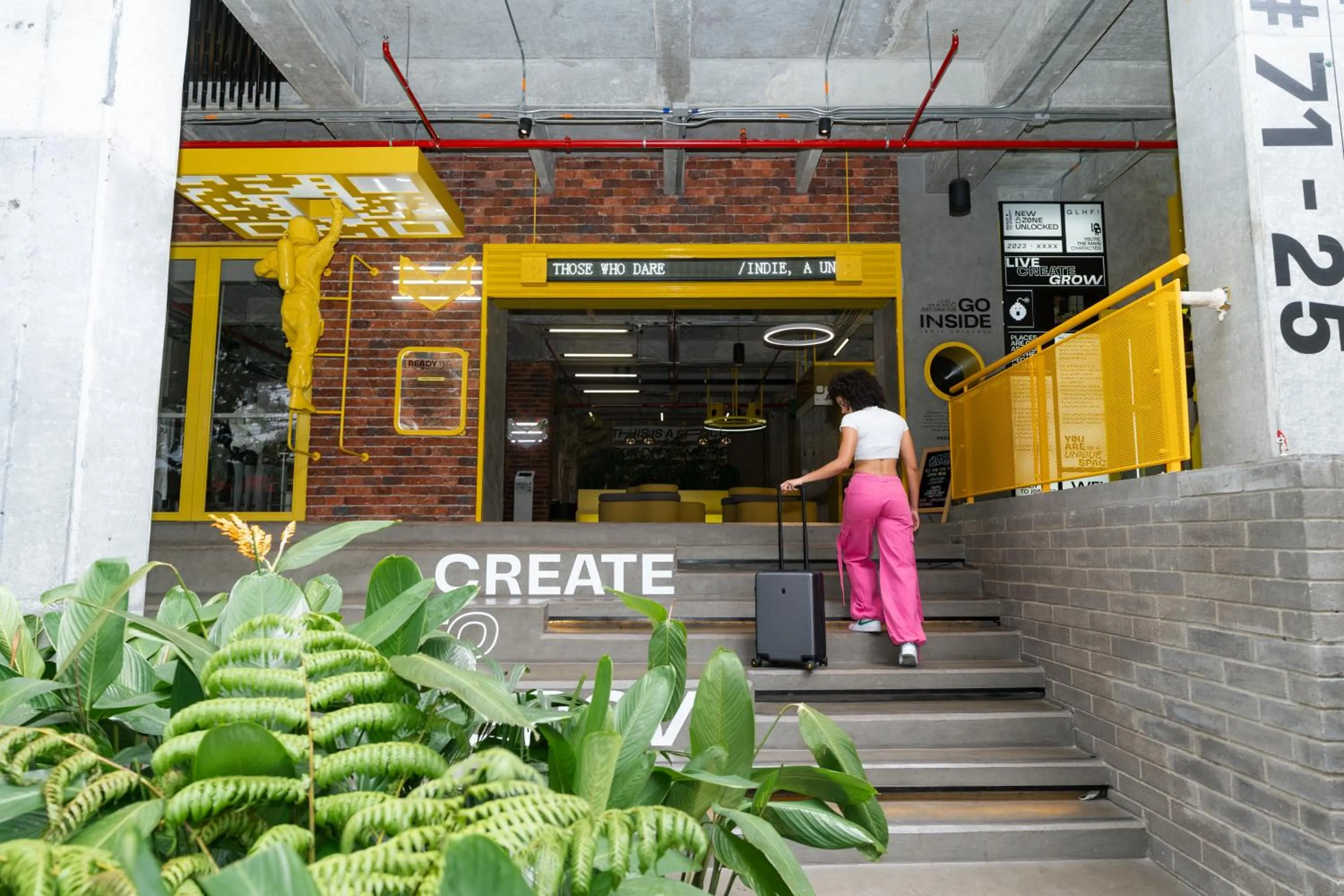 Facade/entrance in Indie Universe Creative Hotel