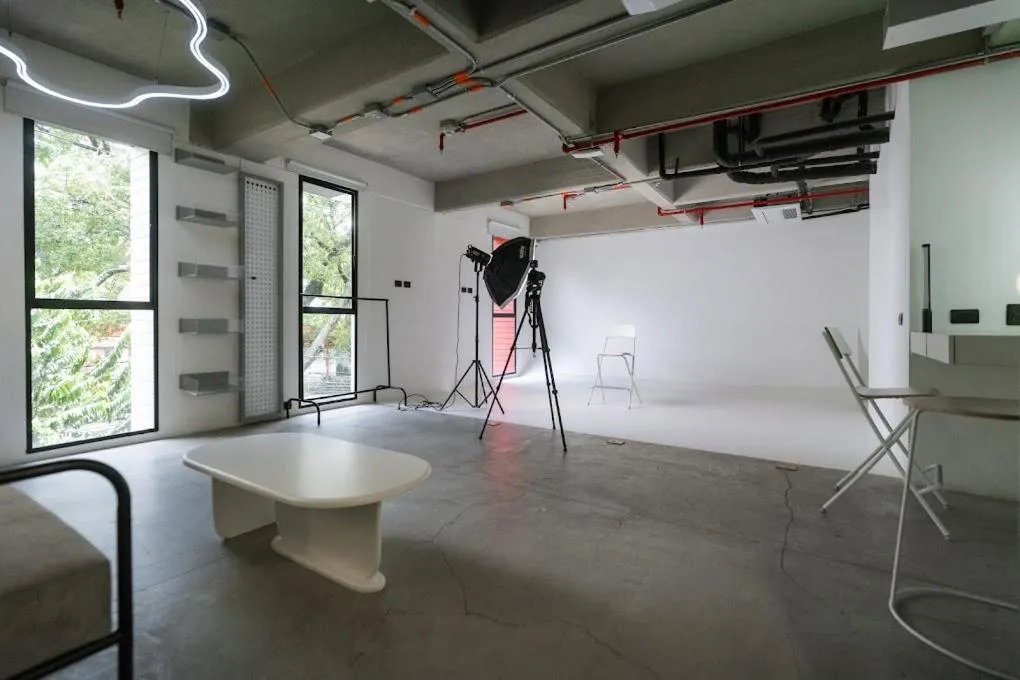 Seating area in Indie Universe Creative Hotel