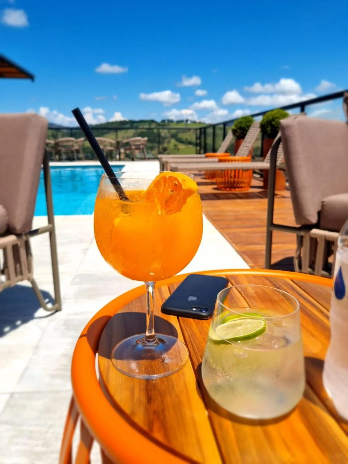 Lounge or bar in Vista do Lago Hotel