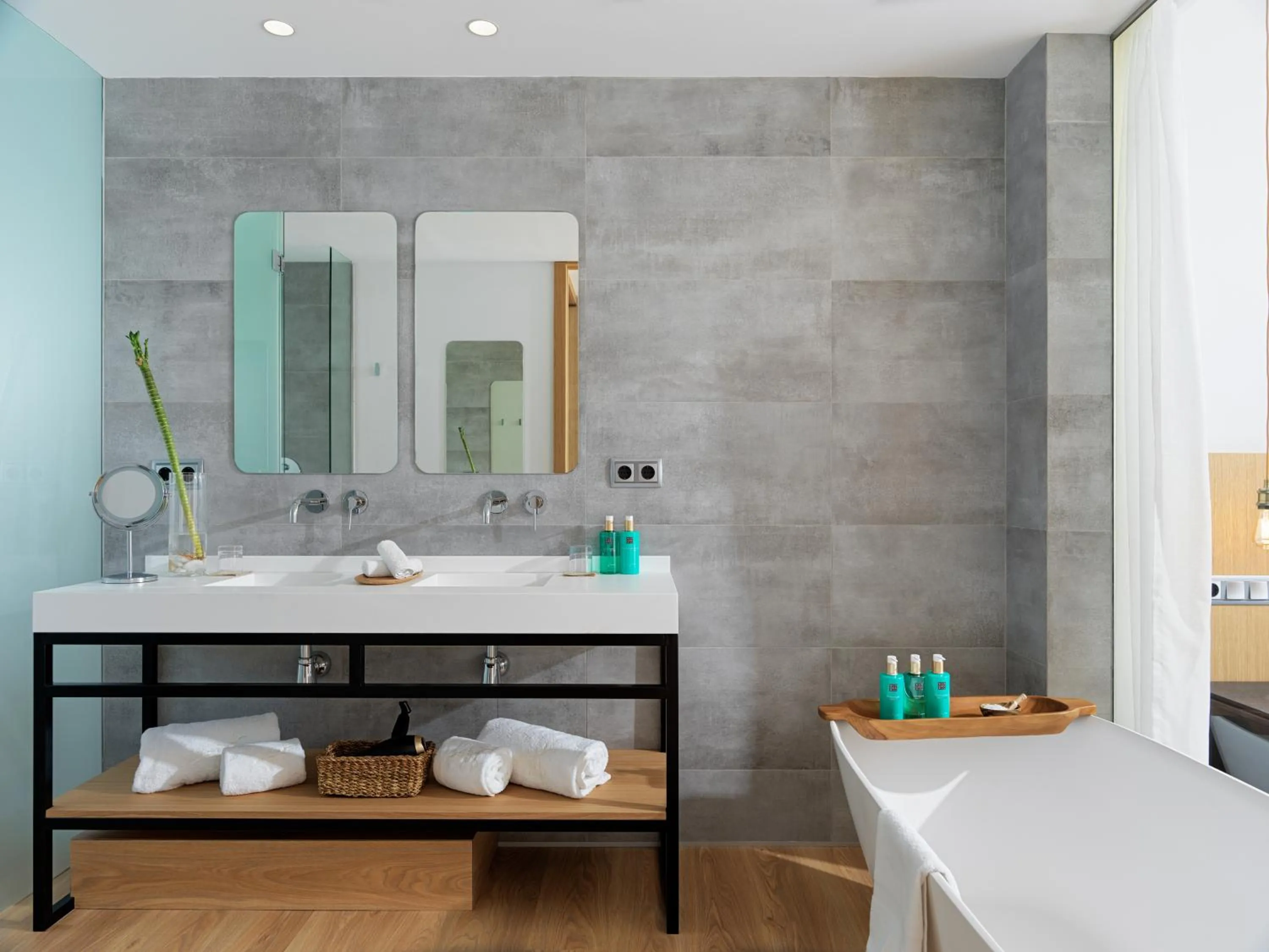 Bathroom in Hotel Saratoga