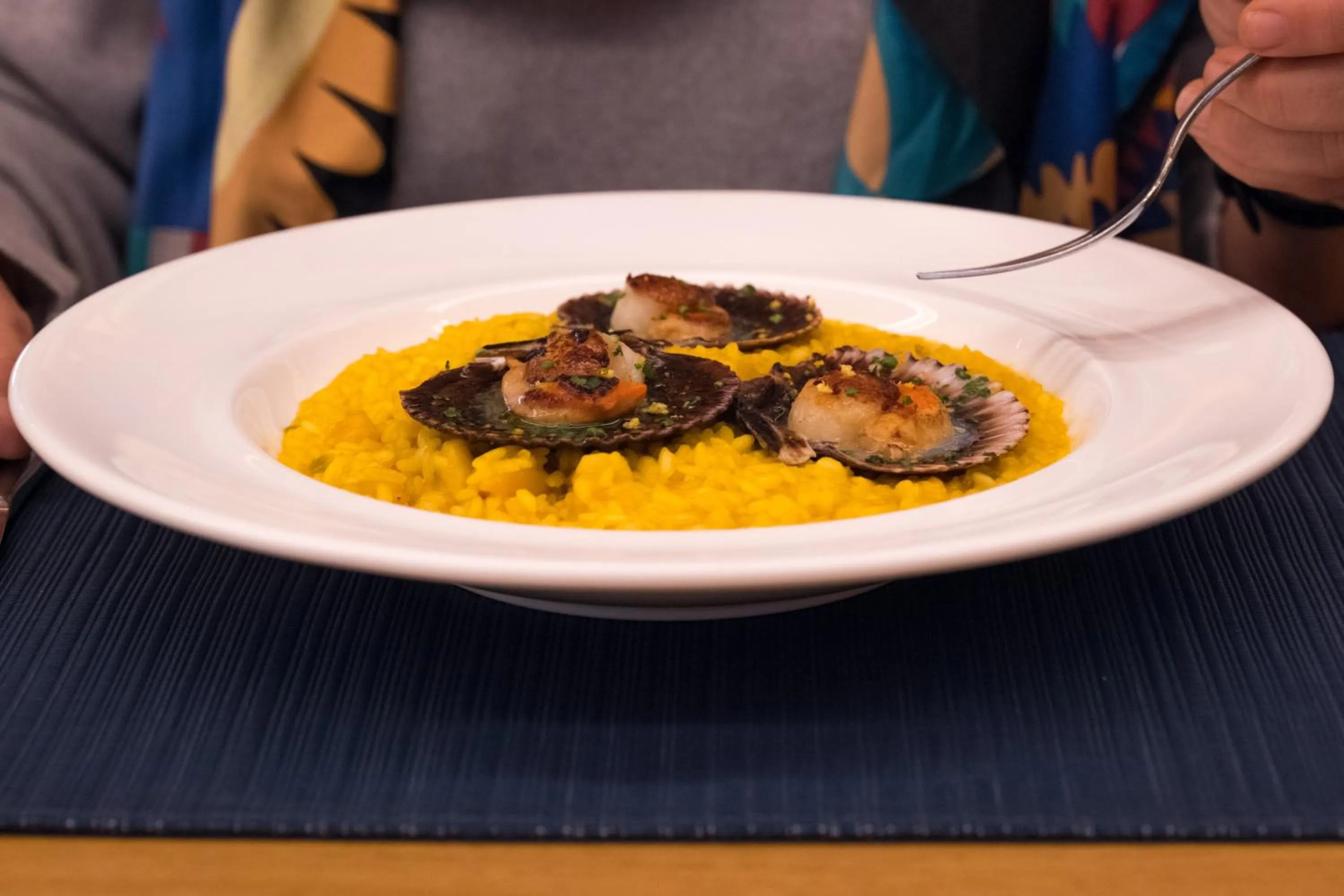 Restaurant/places to eat in Hotel Saratoga