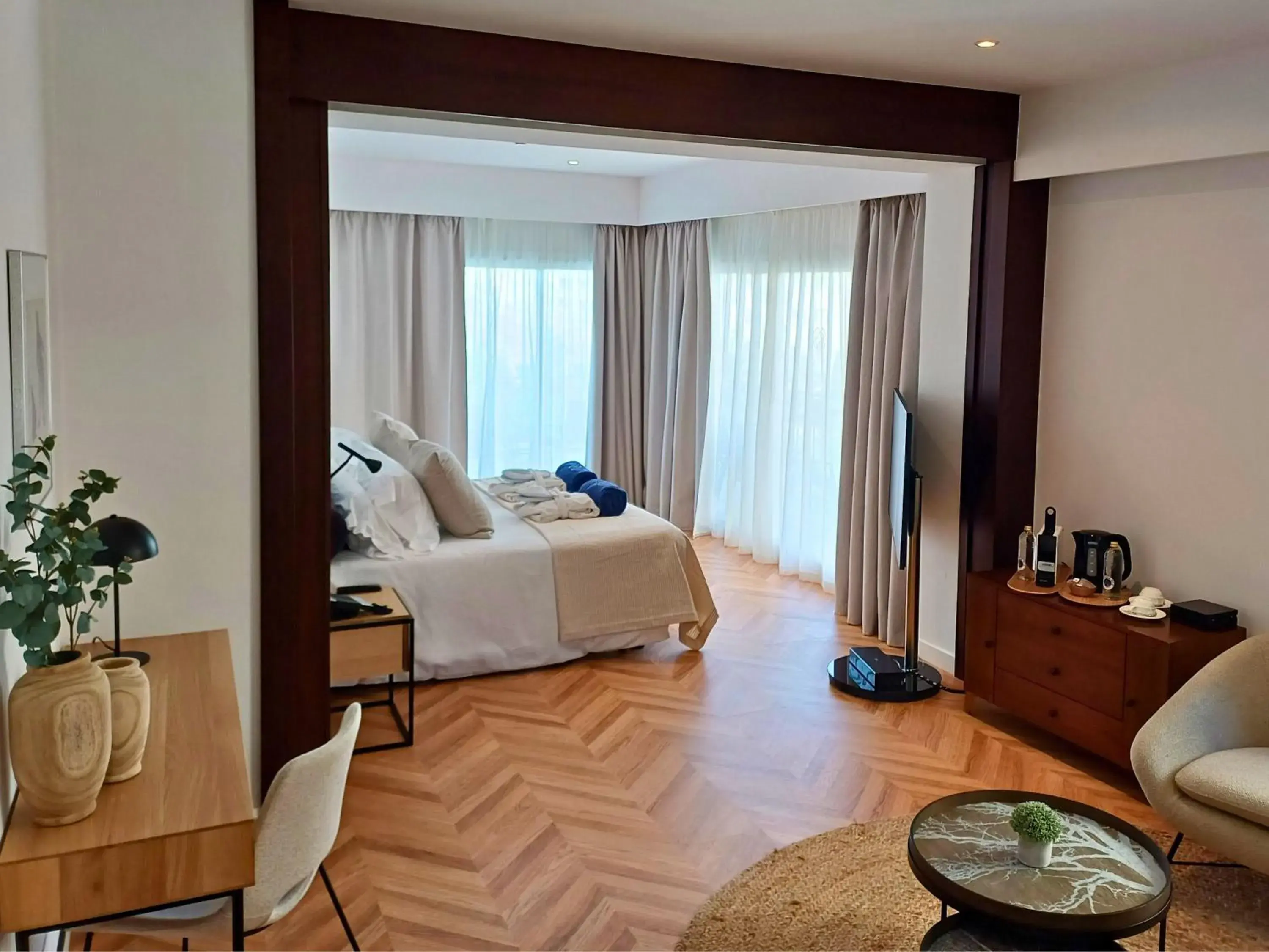 Photo of the whole room in Hotel Saratoga Photo of the whole room in Hotel Saratoga