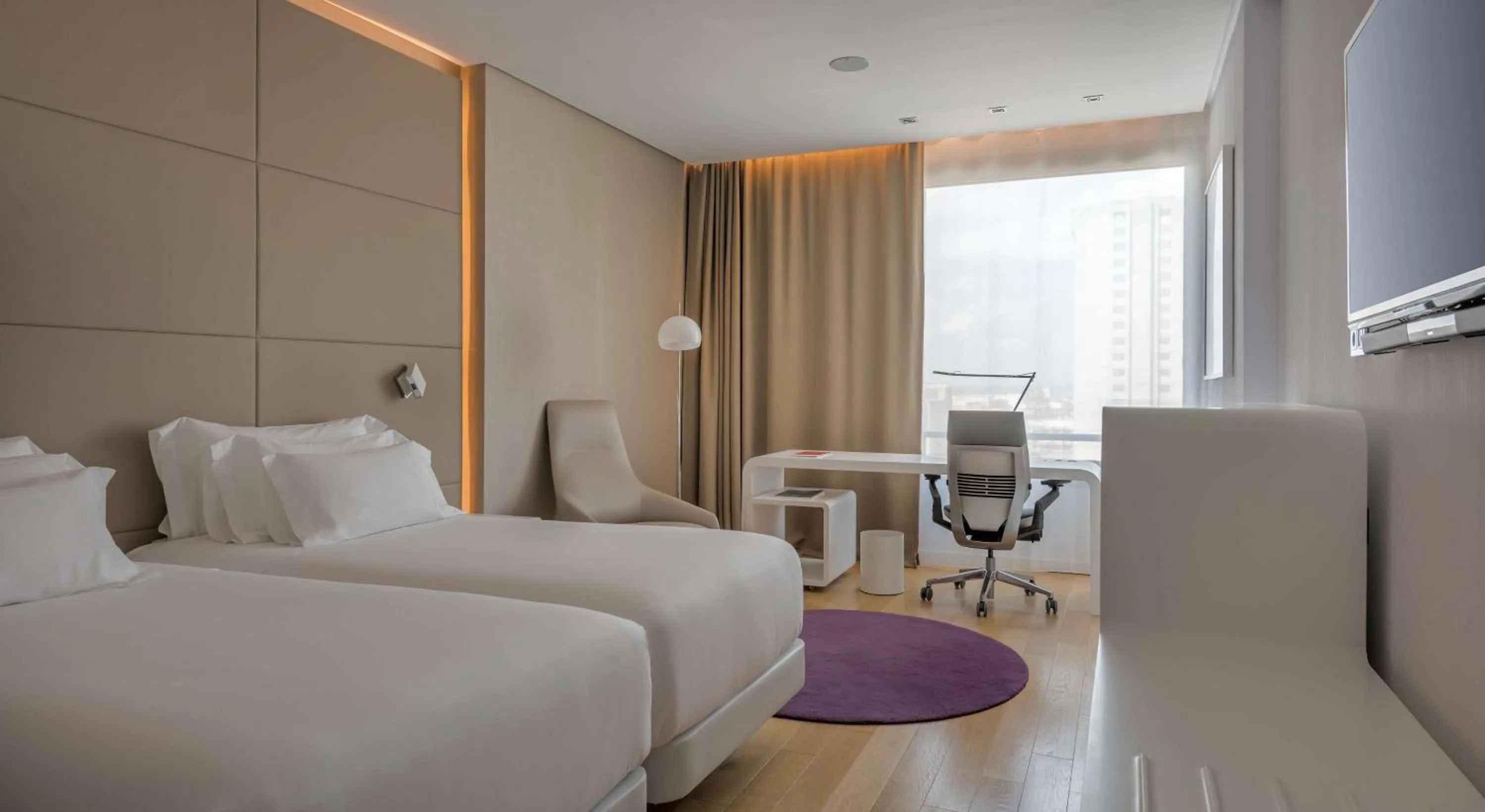 Bedroom, Bed in NH Collection Madrid Eurobuilding