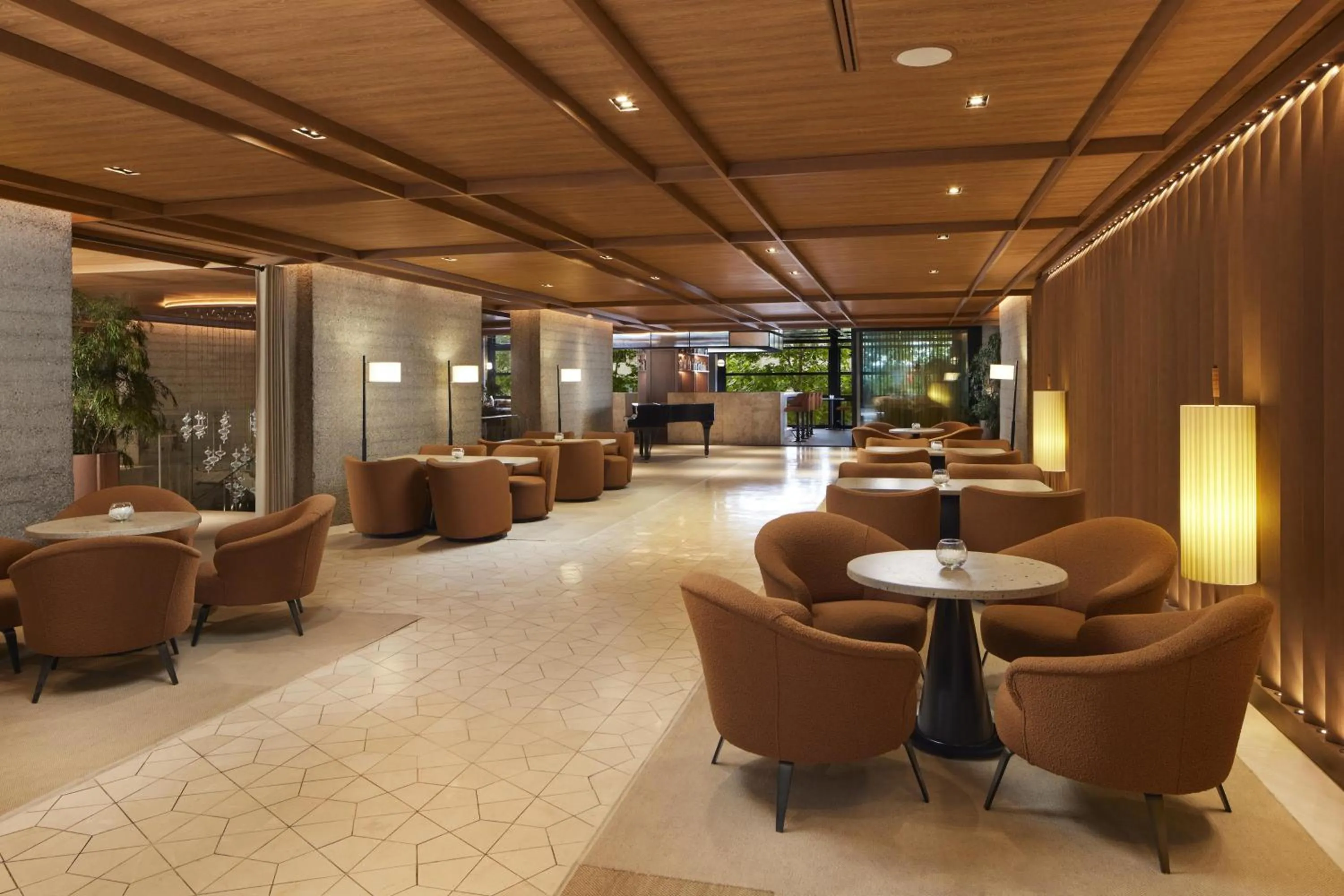 Lobby or reception in NH Collection Madrid Eurobuilding