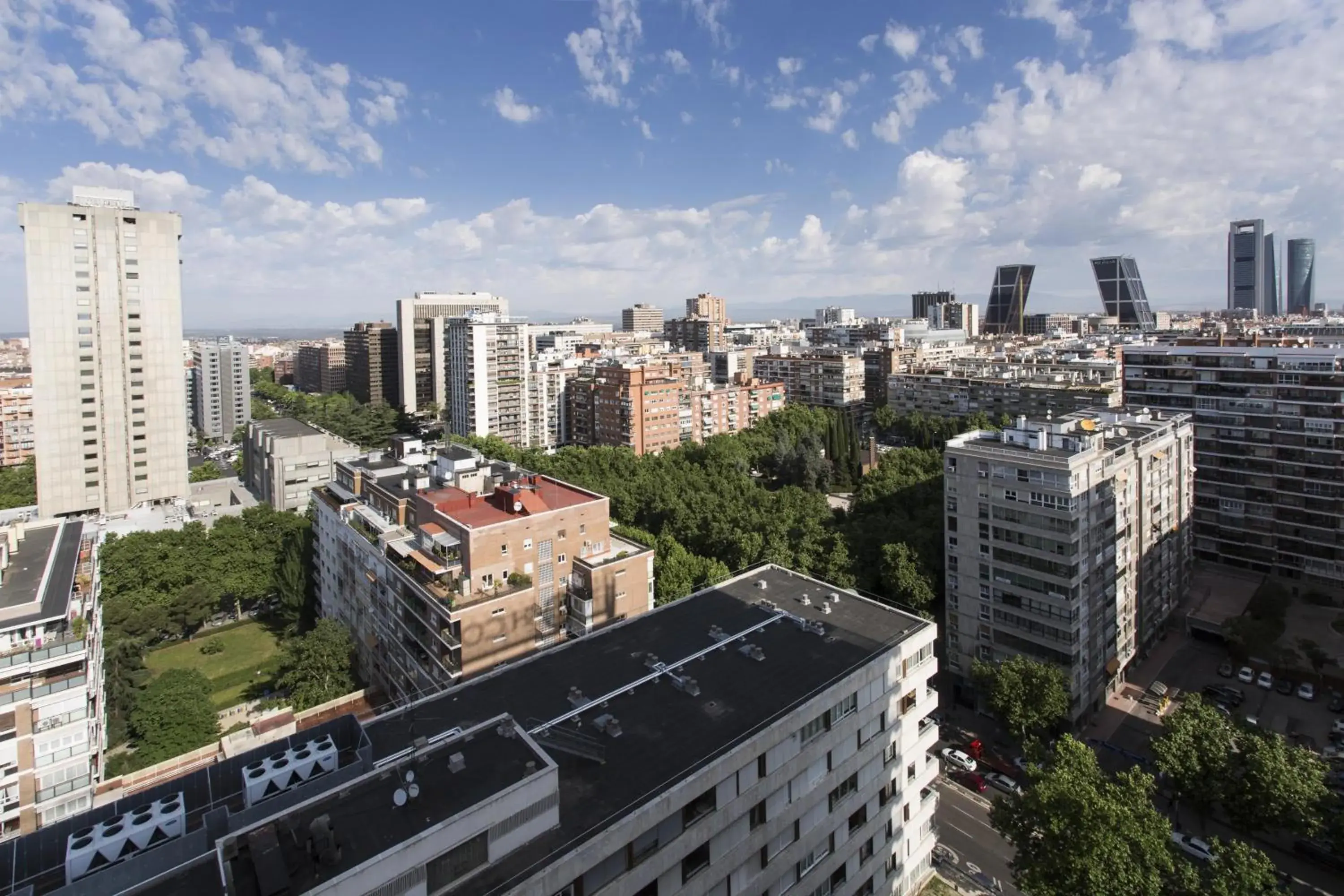 Property building in NH Collection Madrid Eurobuilding Property building in NH Collection Madrid Eurobuilding