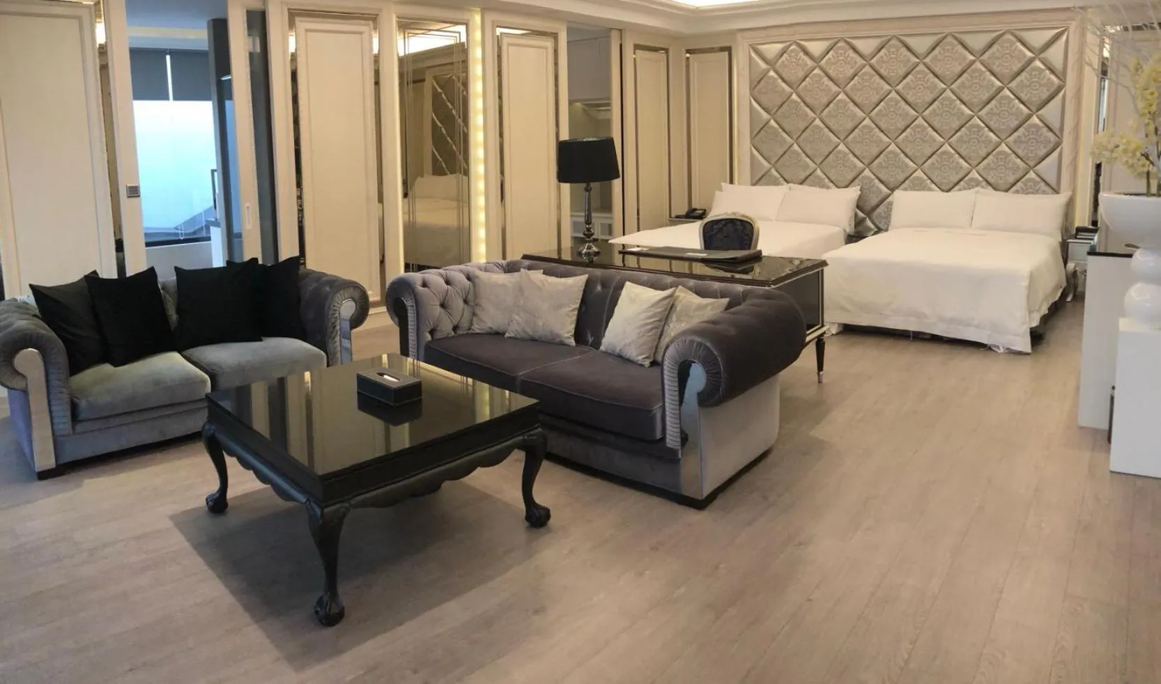 Living room, Bed in Icloud Luxury Resort & Hotel