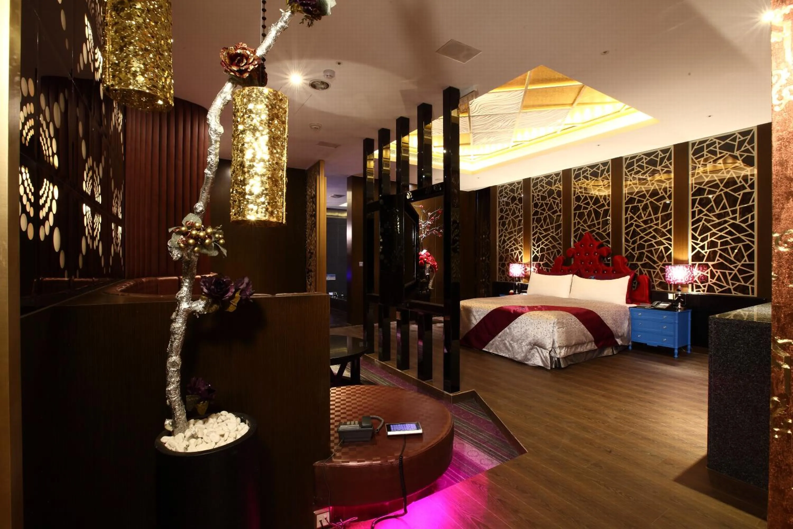 Photo of the whole room, Bed in Icloud Luxury Resort & Hotel