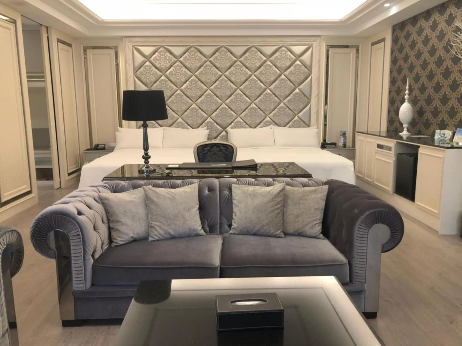 Photo of the whole room in Icloud Luxury Resort & Hotel