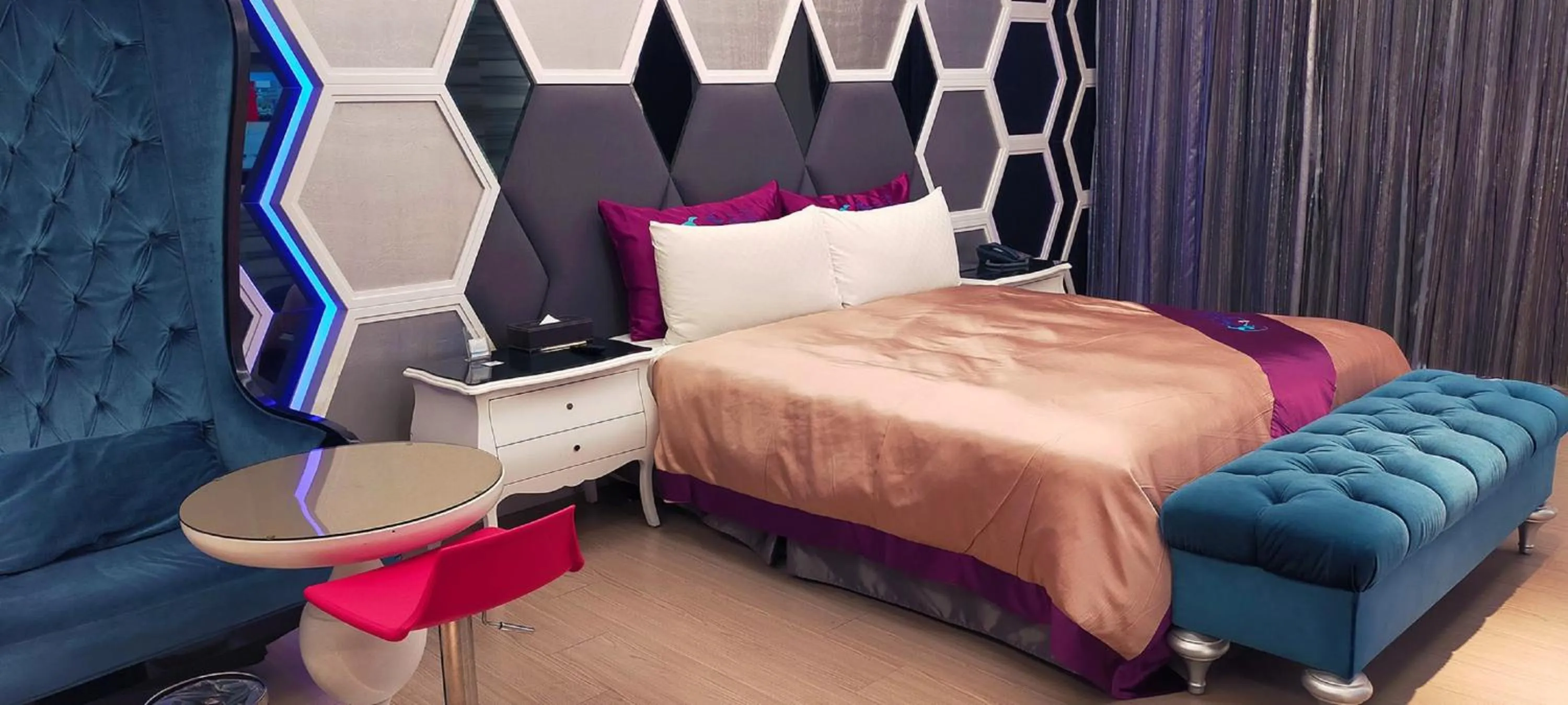 air conditioner, Bed in Icloud Luxury Resort & Hotel