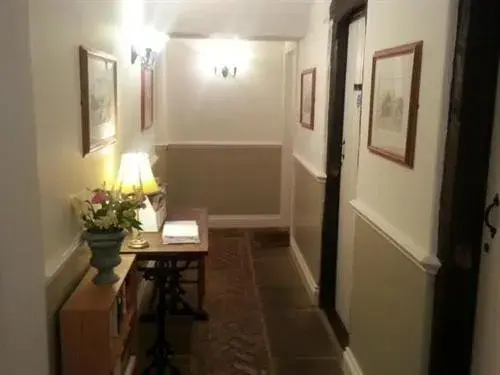 Lobby or reception in The Castle Arms Inn Lobby or reception in The Castle Arms Inn