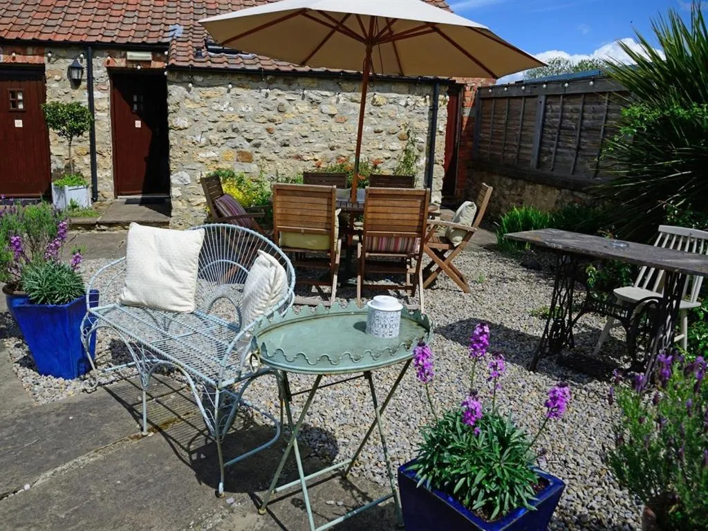 Property building in The Castle Arms Inn