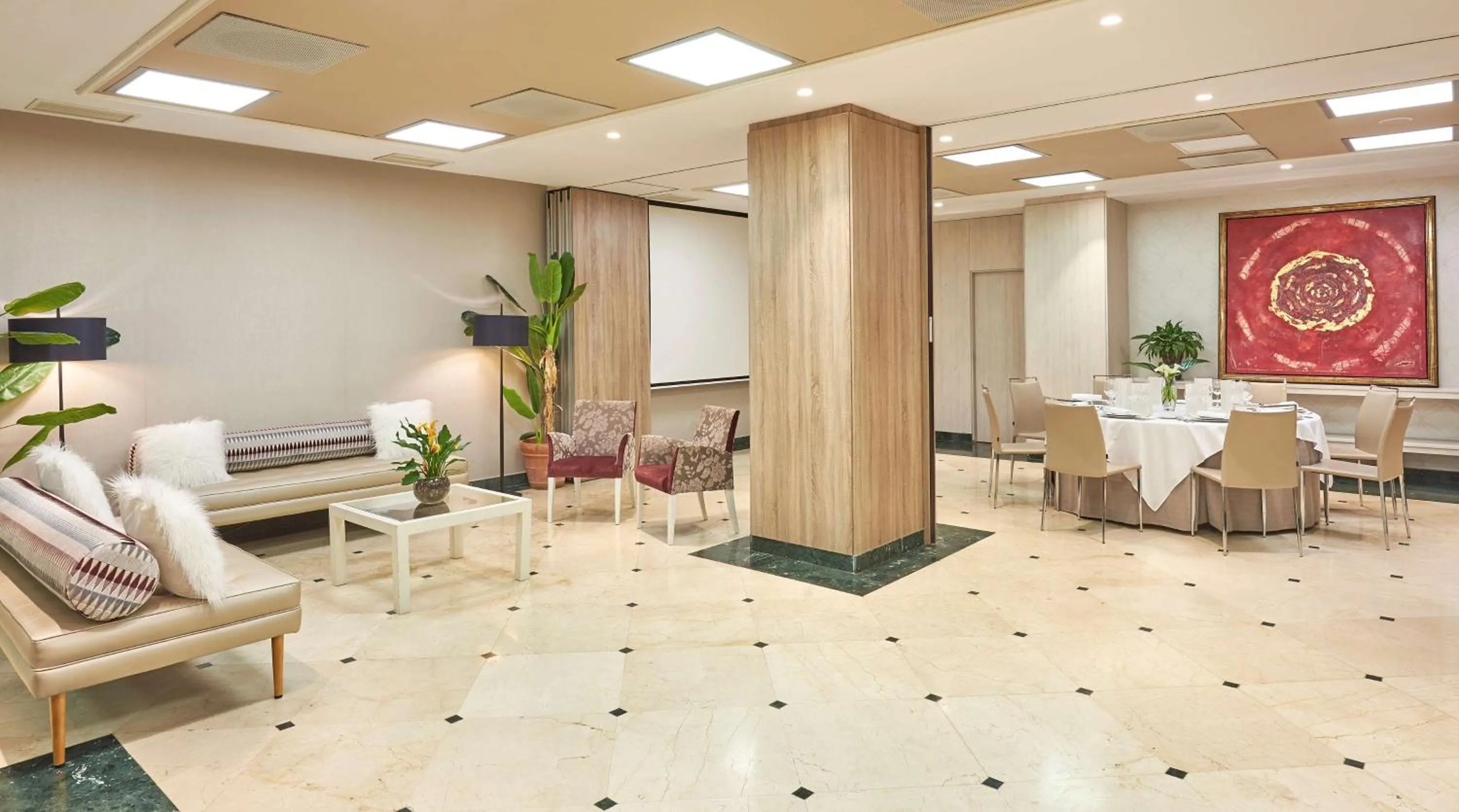 Meeting/conference room in NH Collection Madrid Abascal