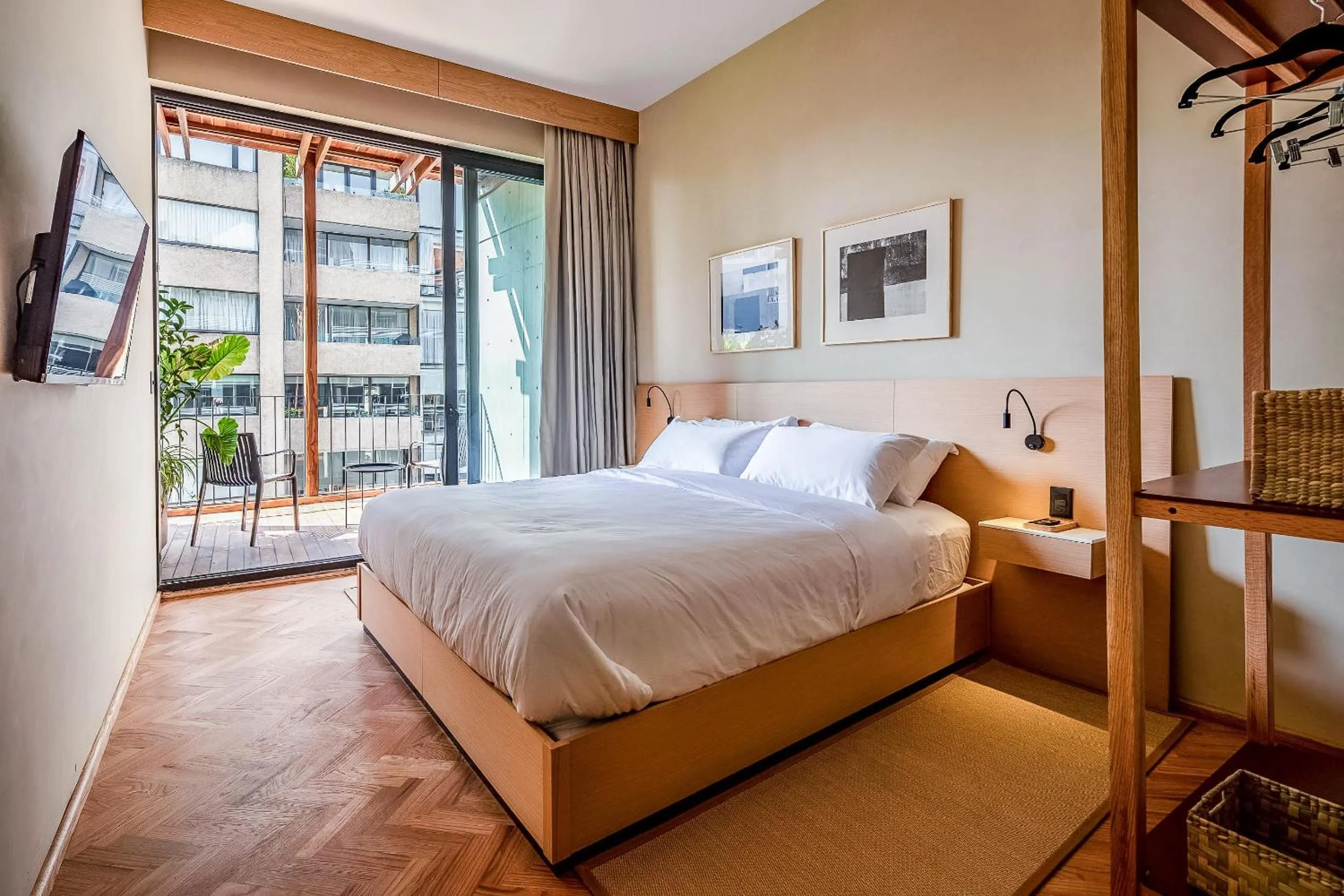 Balcony/Terrace, Bed in Ana Polanco Apartments