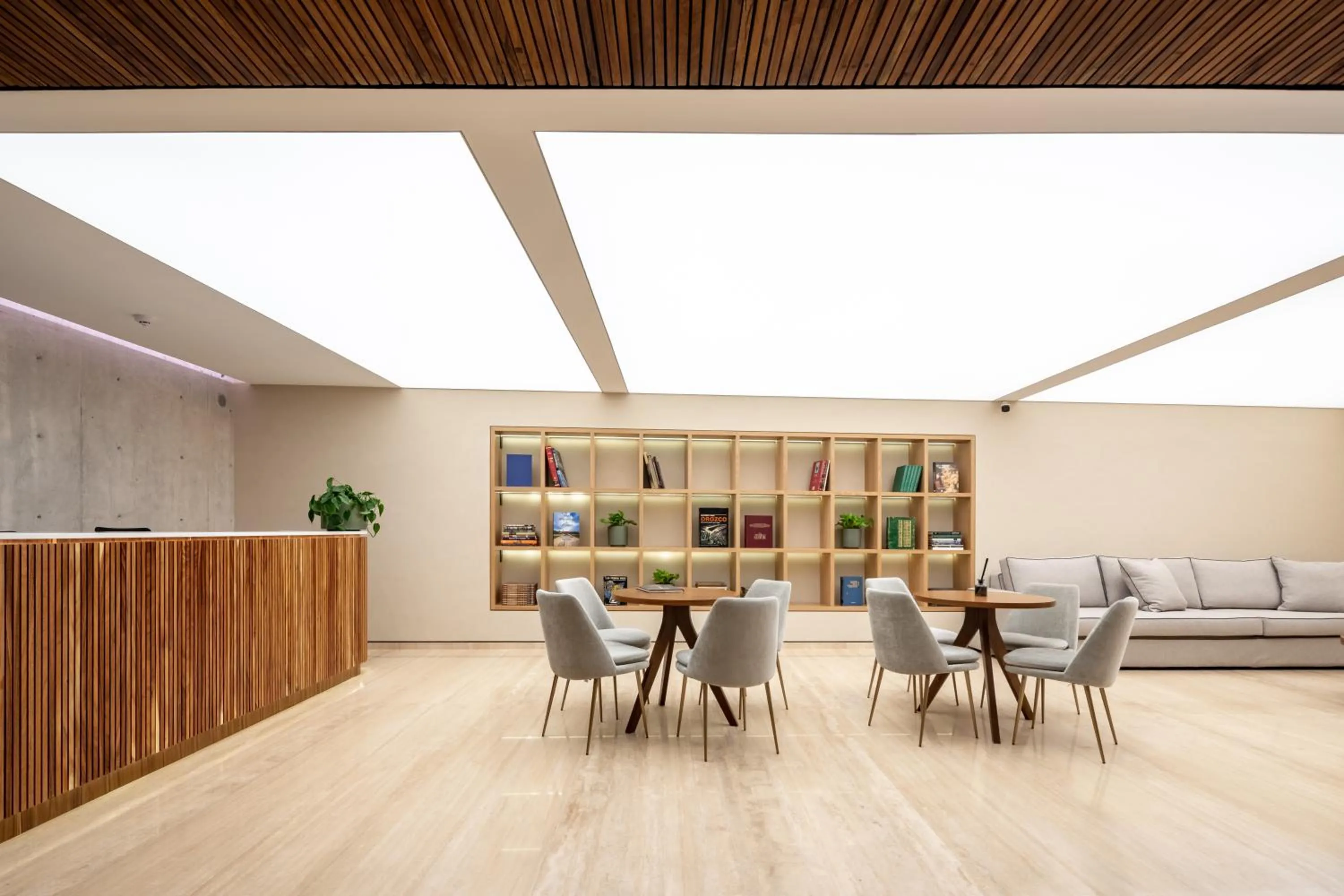 Communal lounge/ TV room in Ana Polanco Apartments