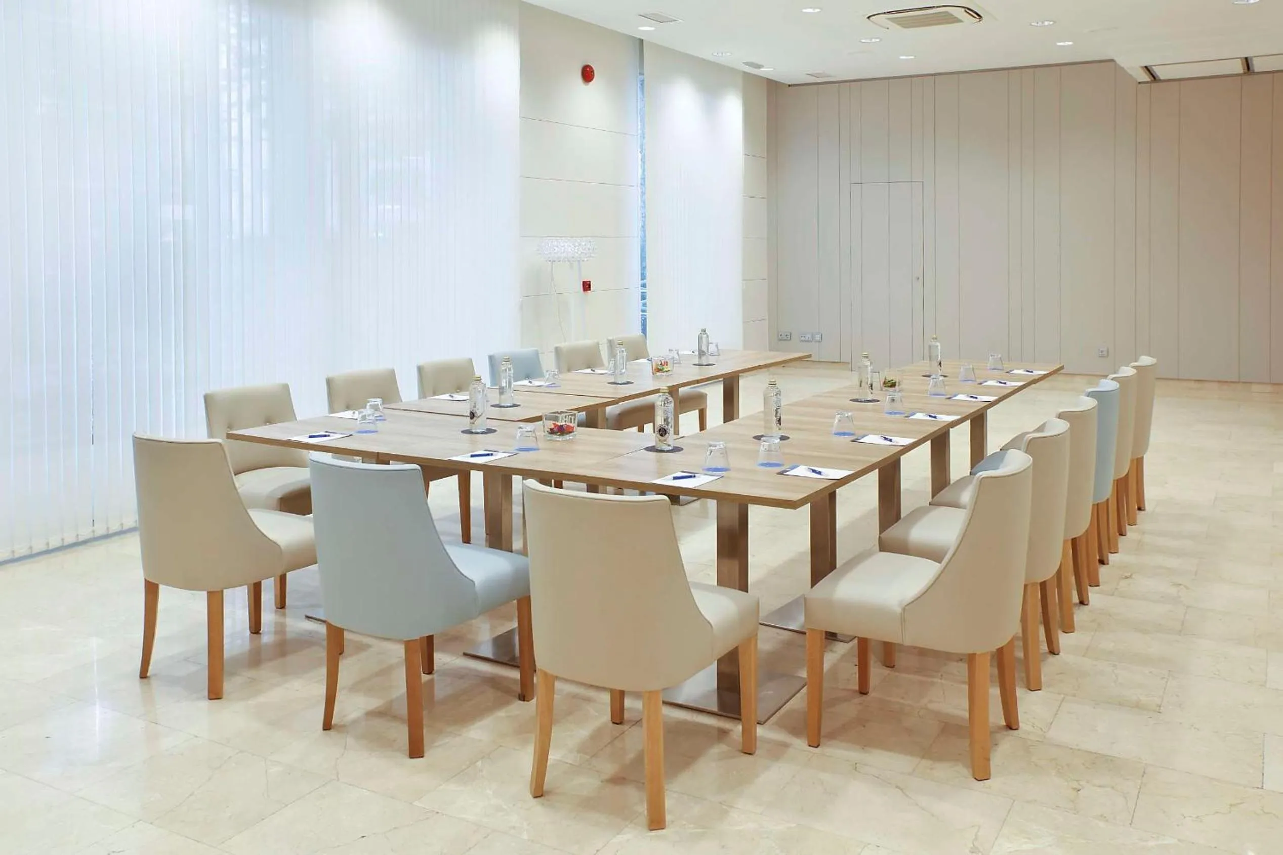 Meeting/conference room in NH Canciller Ayala Vitoria
