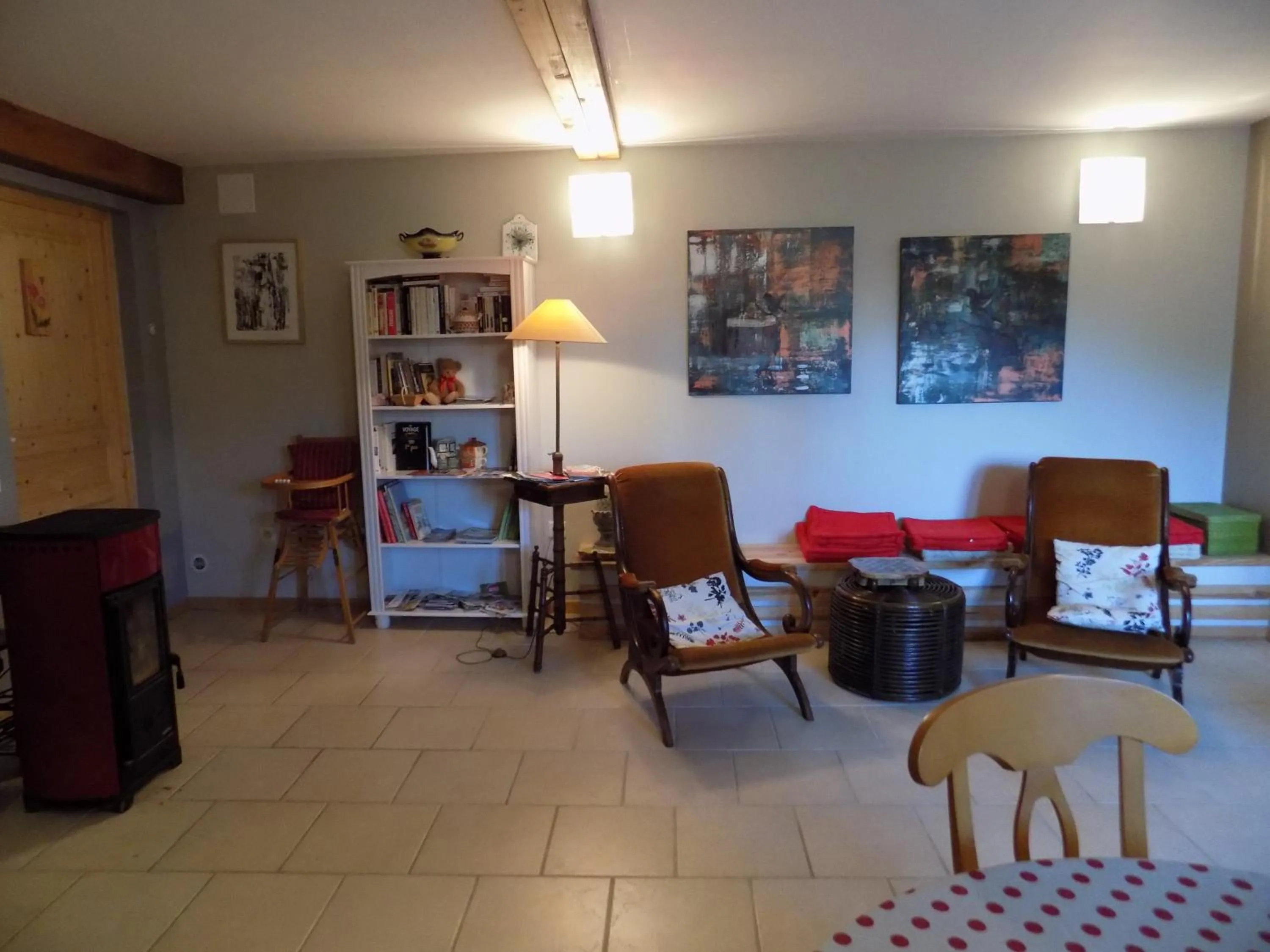 Lobby or reception in Chambre d'hôtes - Le jardin des Patissons