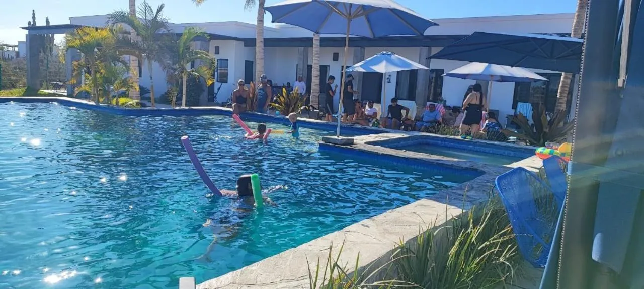 Property building in Las Palmas Hotel - Cerritos Beach