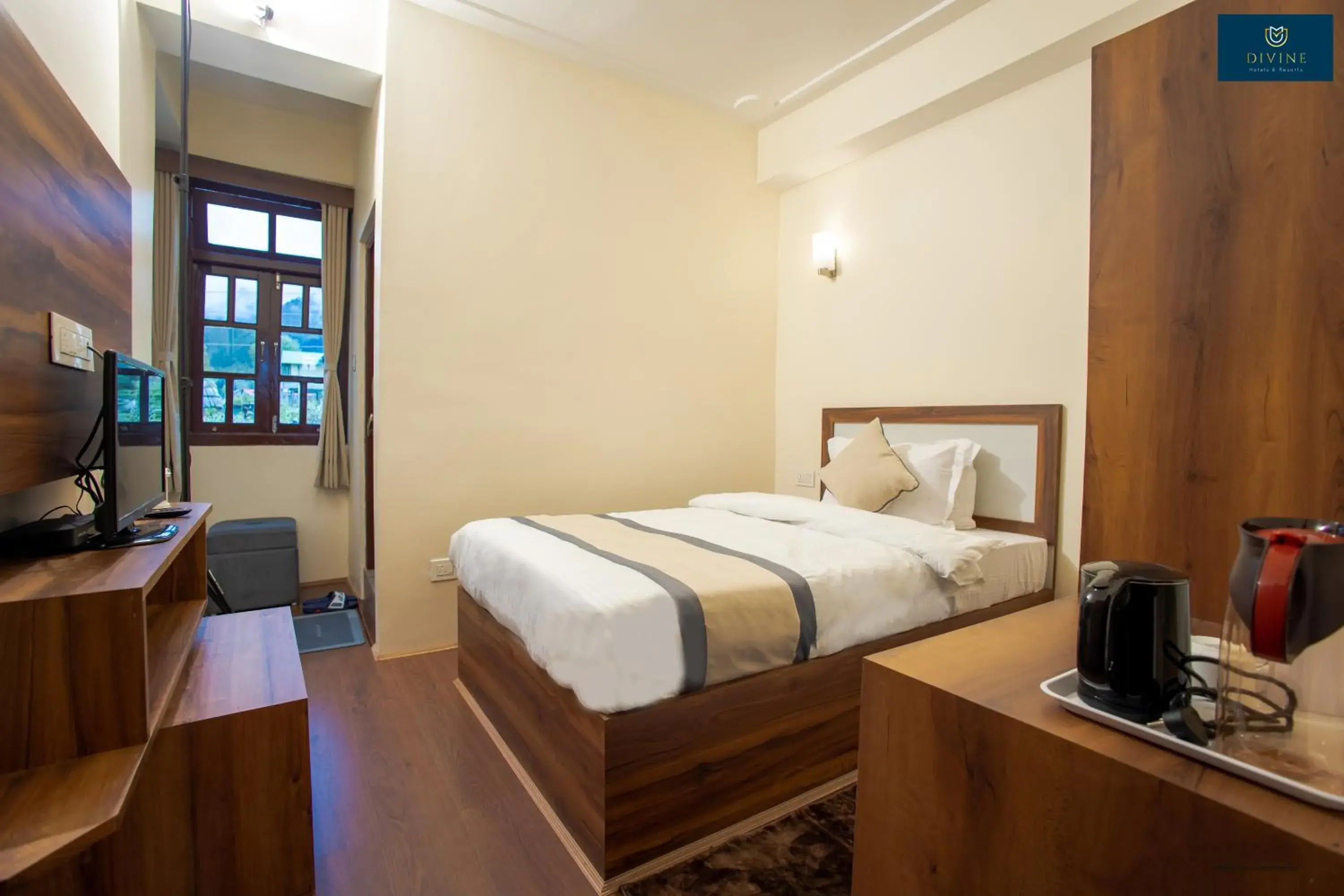 Standard Double Room in Divine's The Elite Zong Standard Double Room in Divine's The Elite Zong