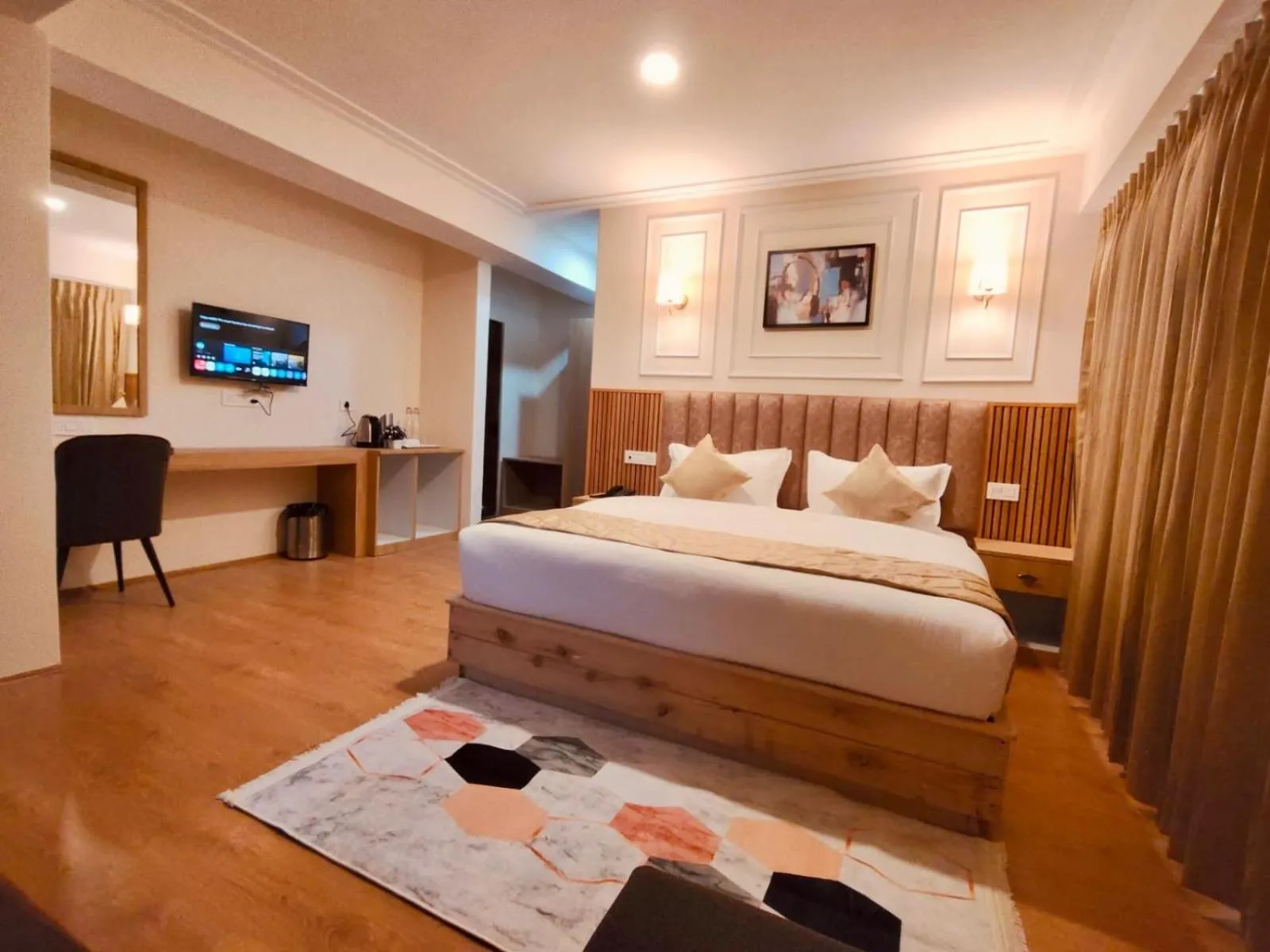 Bed in Divine's The Elite Zong
