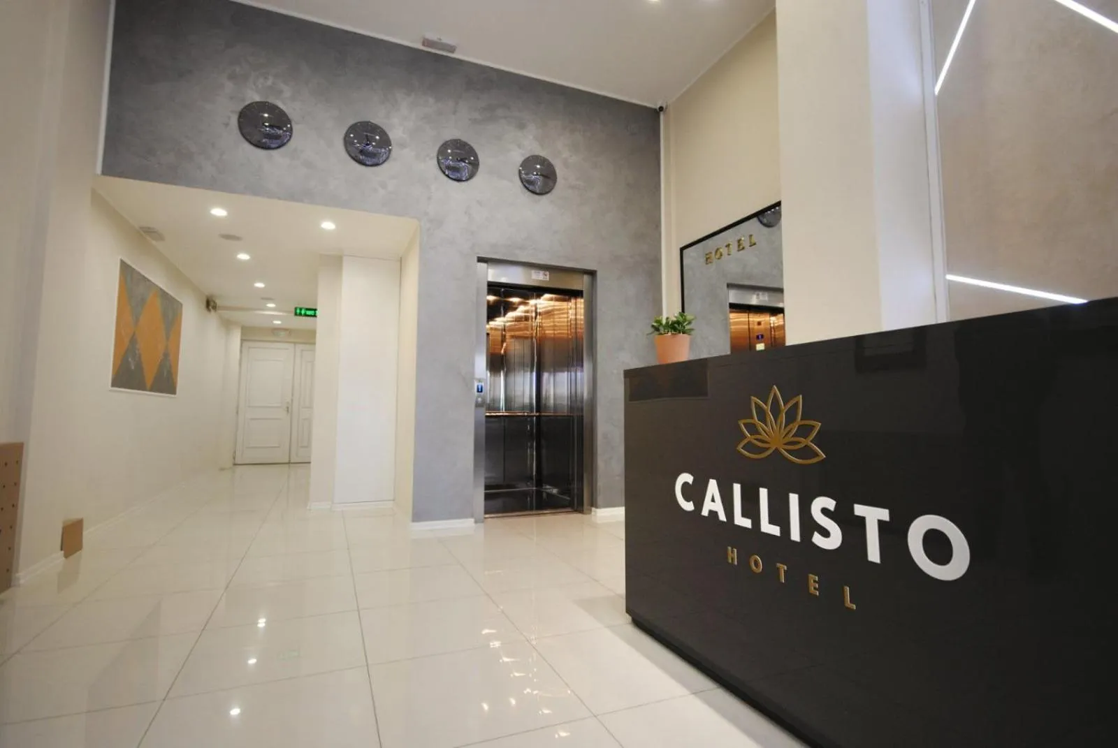 Lobby or reception in Hotel Callisto