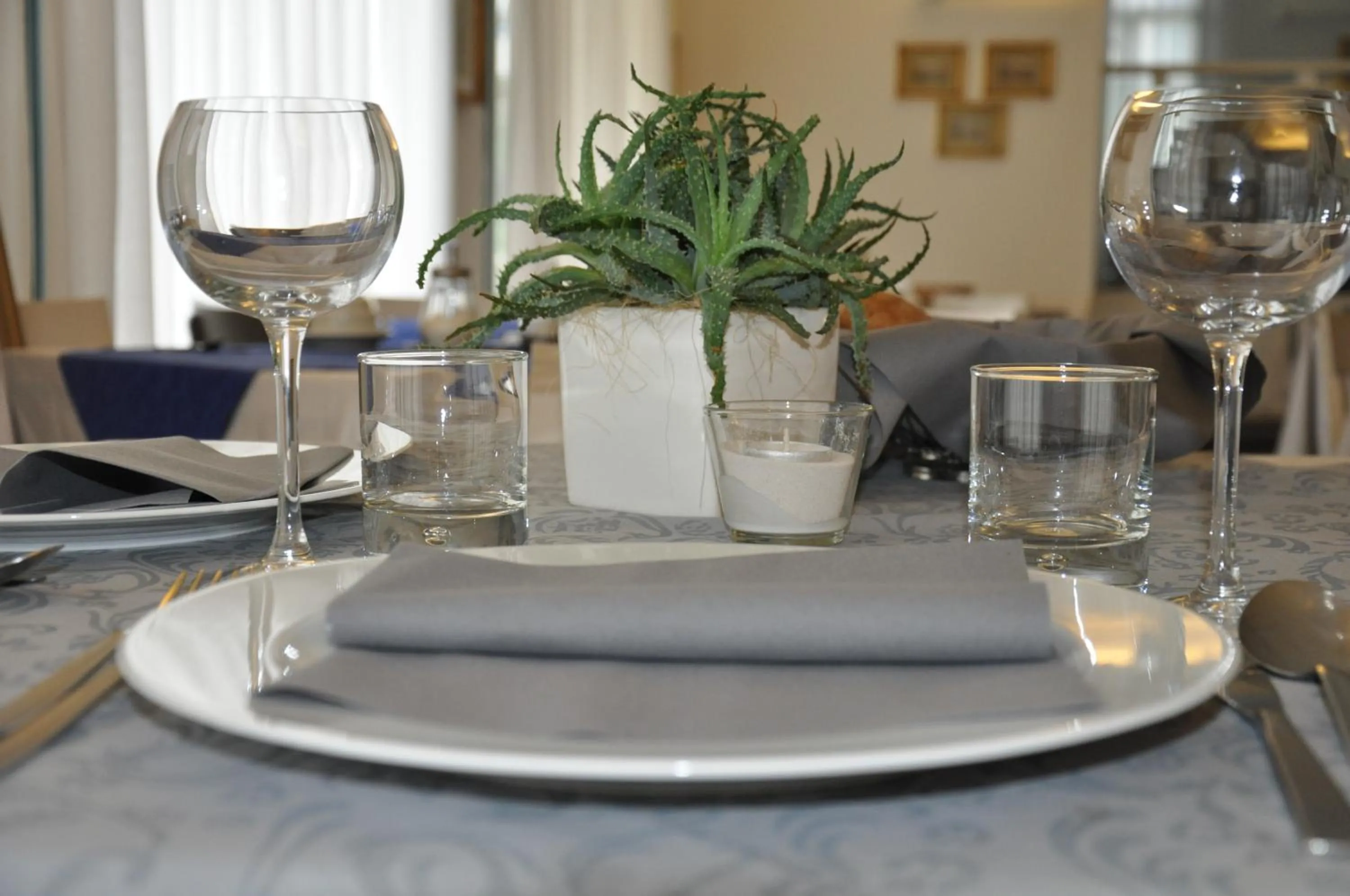 Dining area in Hotel Garden