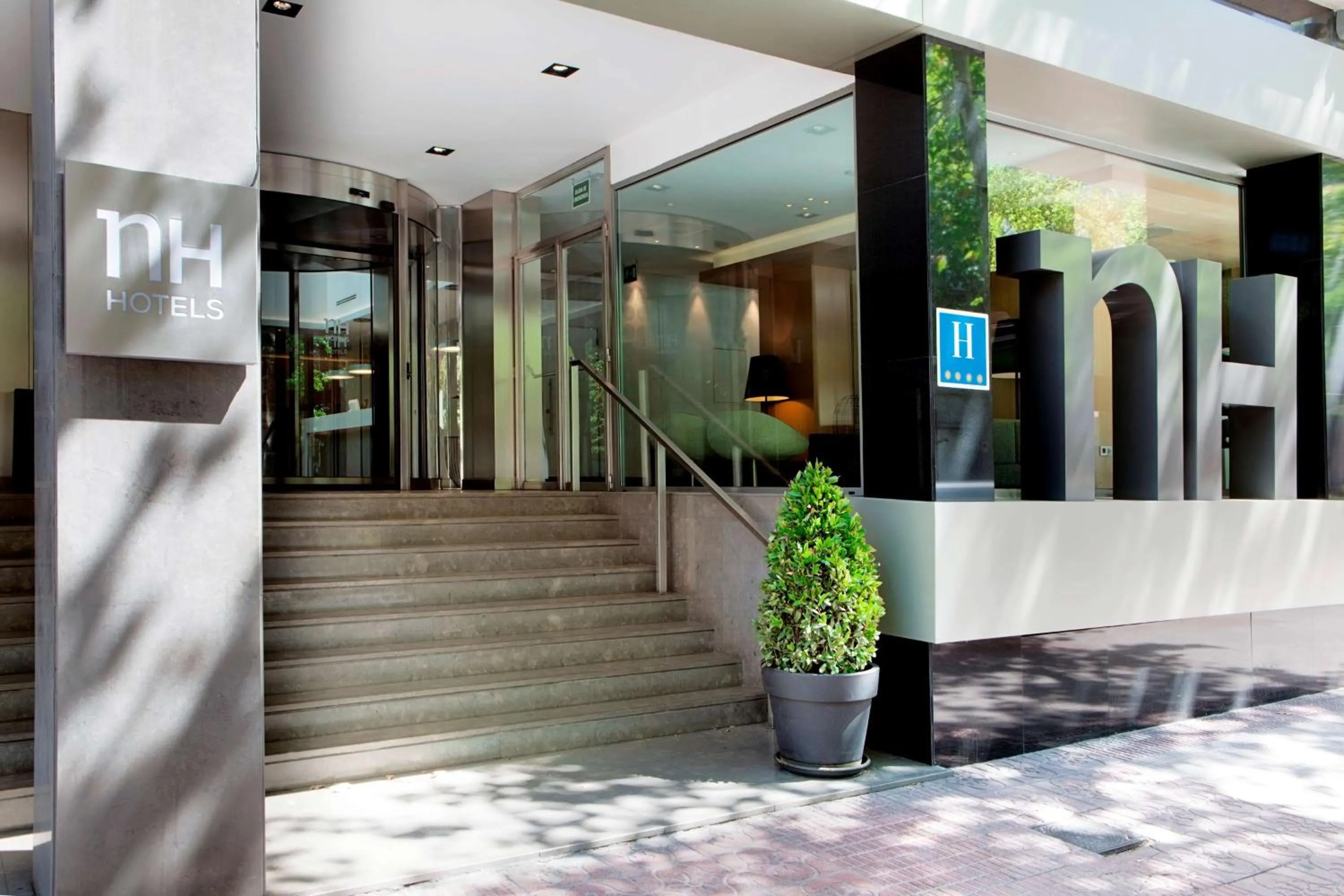 Property building in NH Madrid Principe de Vergara