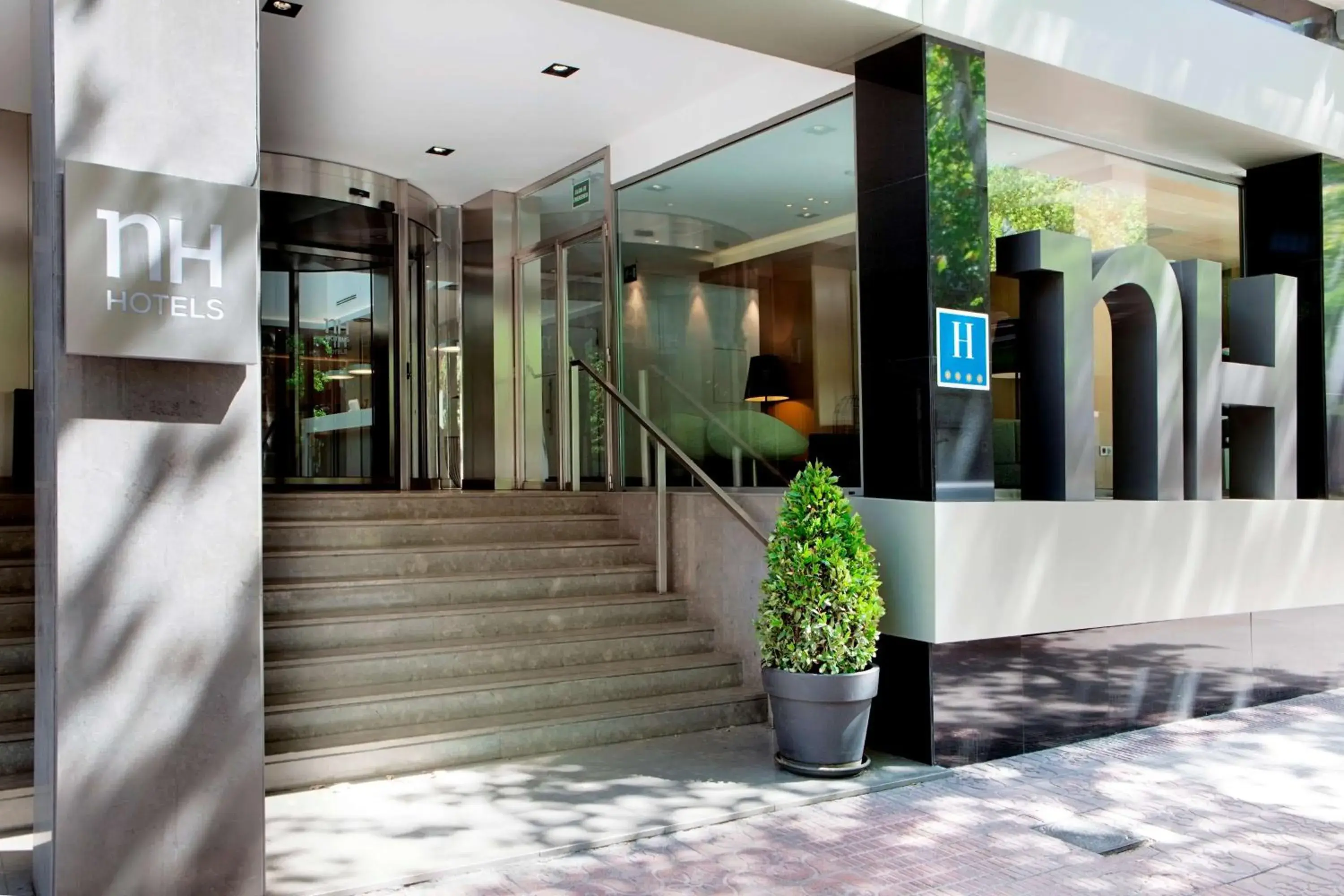 Property building in NH Madrid Principe de Vergara Property building in NH Madrid Principe de Vergara