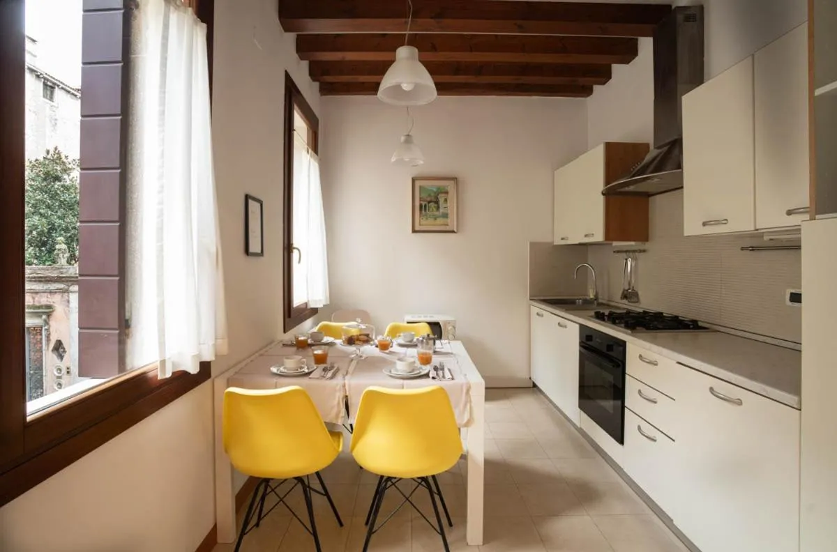 Salmaso Apartments